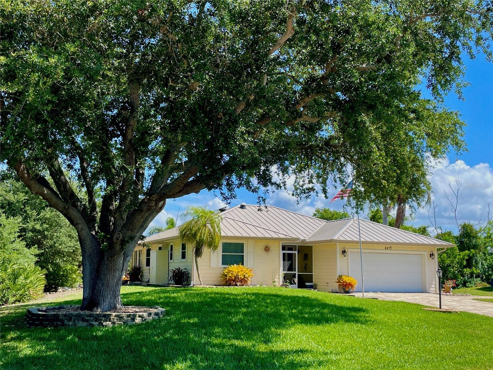 4472 LAKE HEATHER CIRCLE, St James City, FL 33956 4472 LAKE HEATHER CIRCLE, St James City, FL 33956