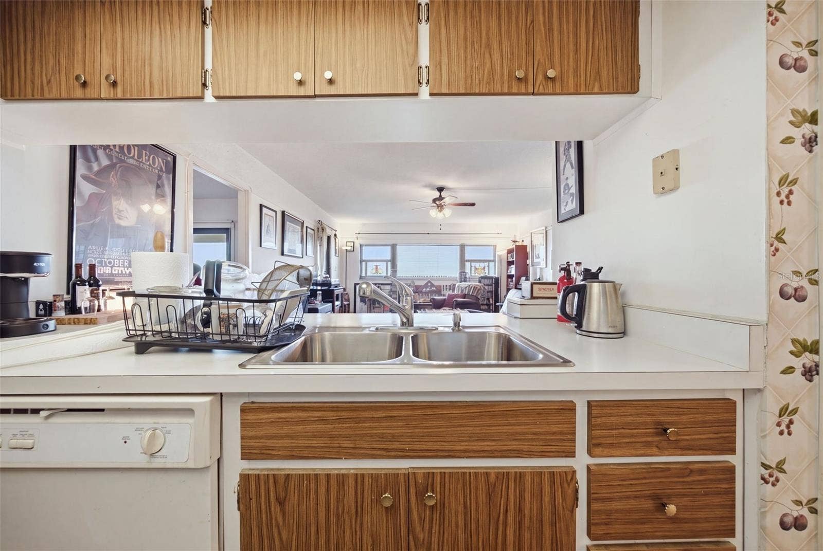 4141 BAYSHORE BOULEVARD, #905, Tampa, FL 33611