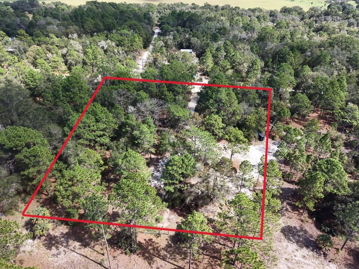 7416 N NATHAN POINT, Crystal River, FL 34428 Outline is approximate