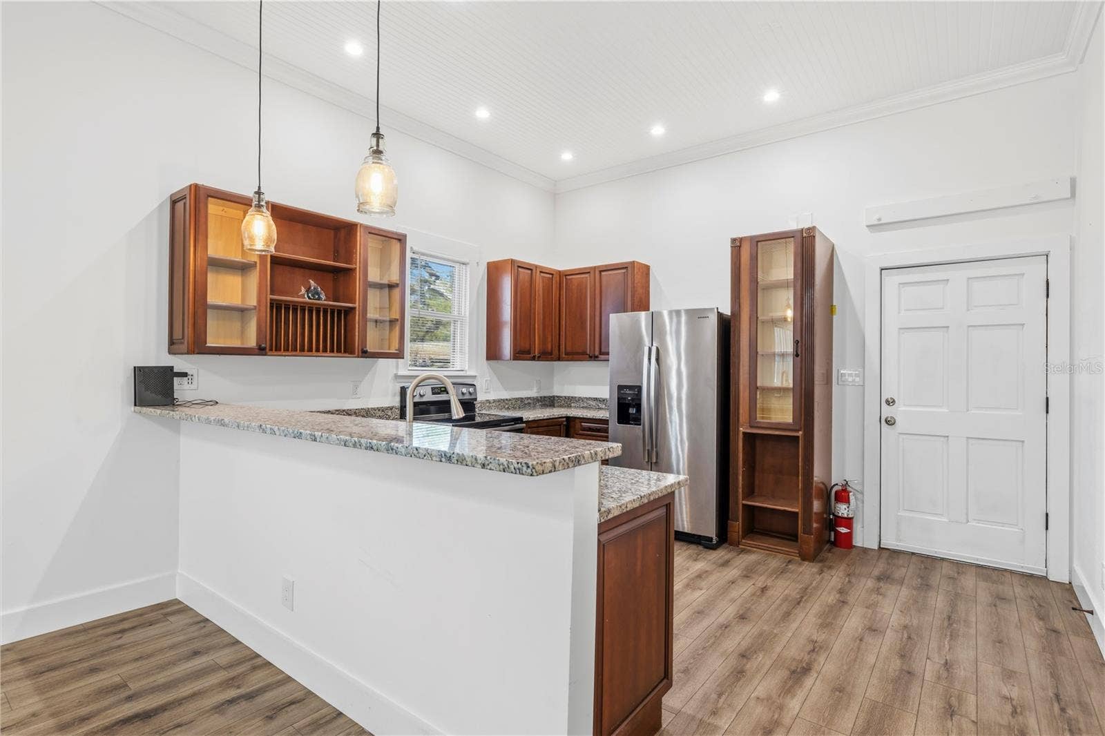 2308 E 4TH AVENUE, Tampa, FL 33605 2308 E 4TH AVENUE, Tampa, FL 33605