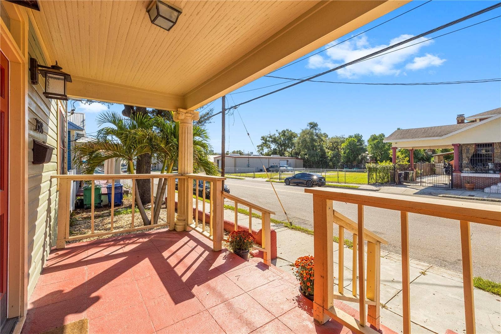 2308 E 4TH AVENUE, Tampa, FL 33605 2308 E 4TH AVENUE, Tampa, FL 33605