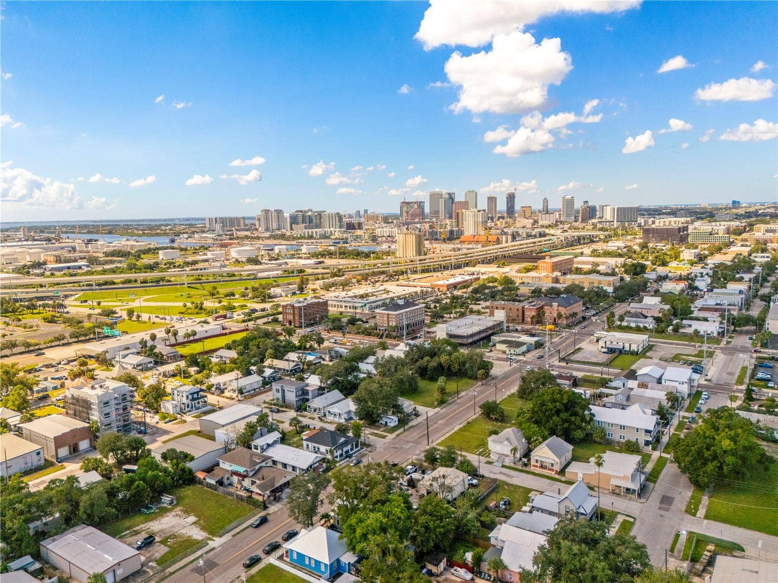 2308 E 4TH AVENUE, Tampa, FL 33605 2308 E 4TH AVENUE, Tampa, FL 33605