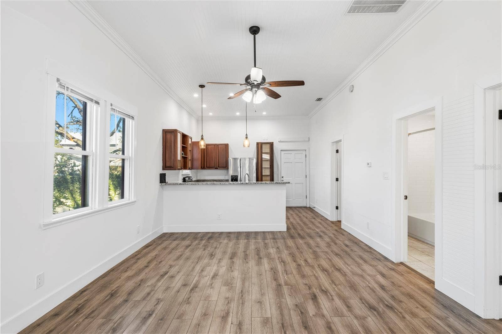 2308 E 4TH AVENUE, Tampa, FL 33605 2308 E 4TH AVENUE, Tampa, FL 33605