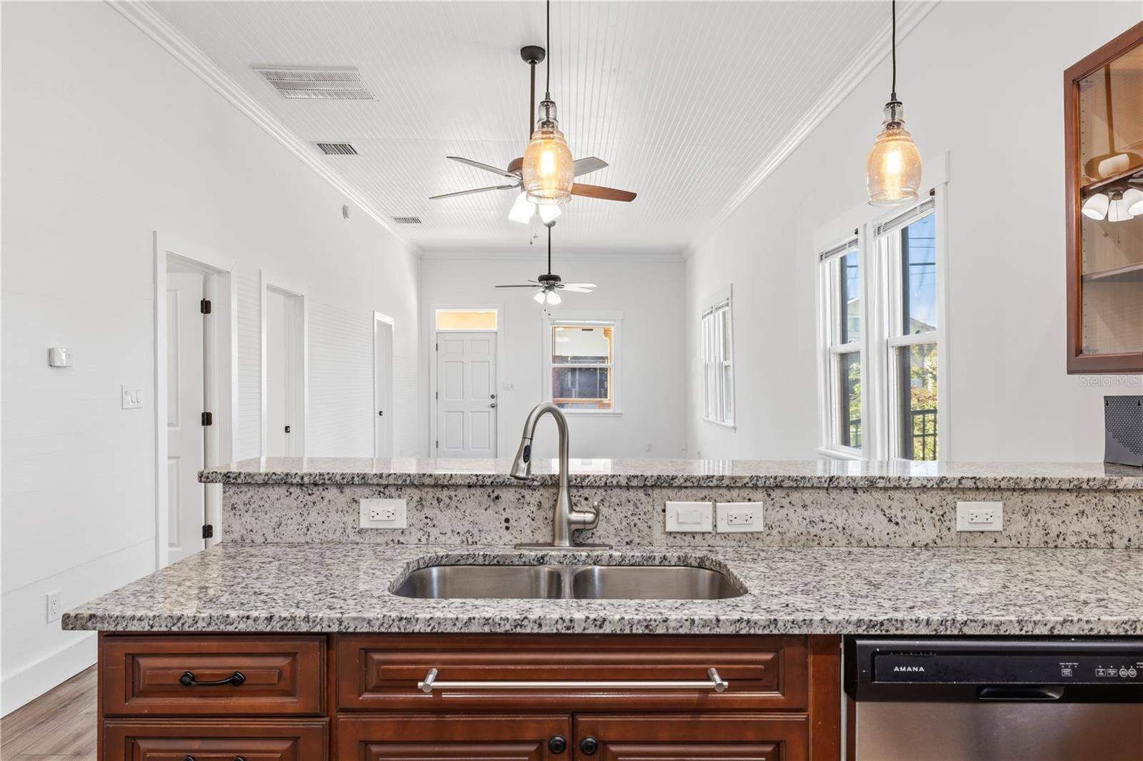 2308 E 4TH AVENUE, Tampa, FL 33605 2308 E 4TH AVENUE, Tampa, FL 33605