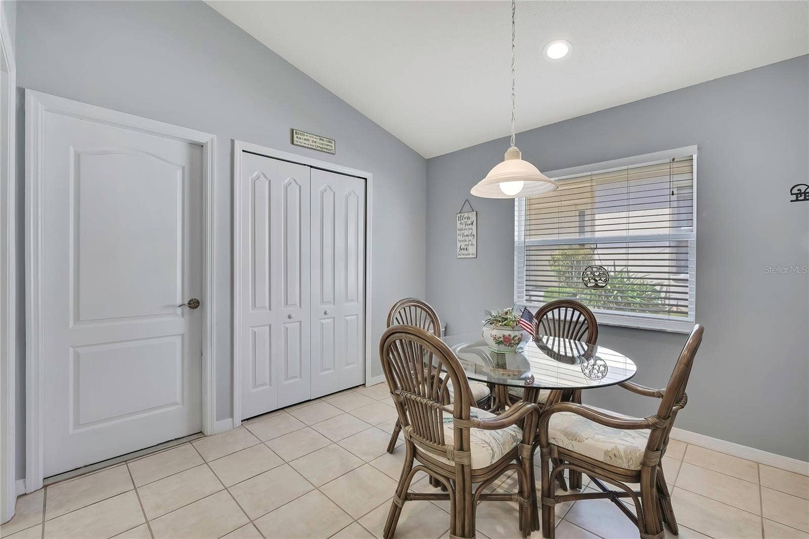 284 QUANE AVENUE, Spring Hill, FL 34609 284 QUANE AVENUE, Spring Hill, FL 34609