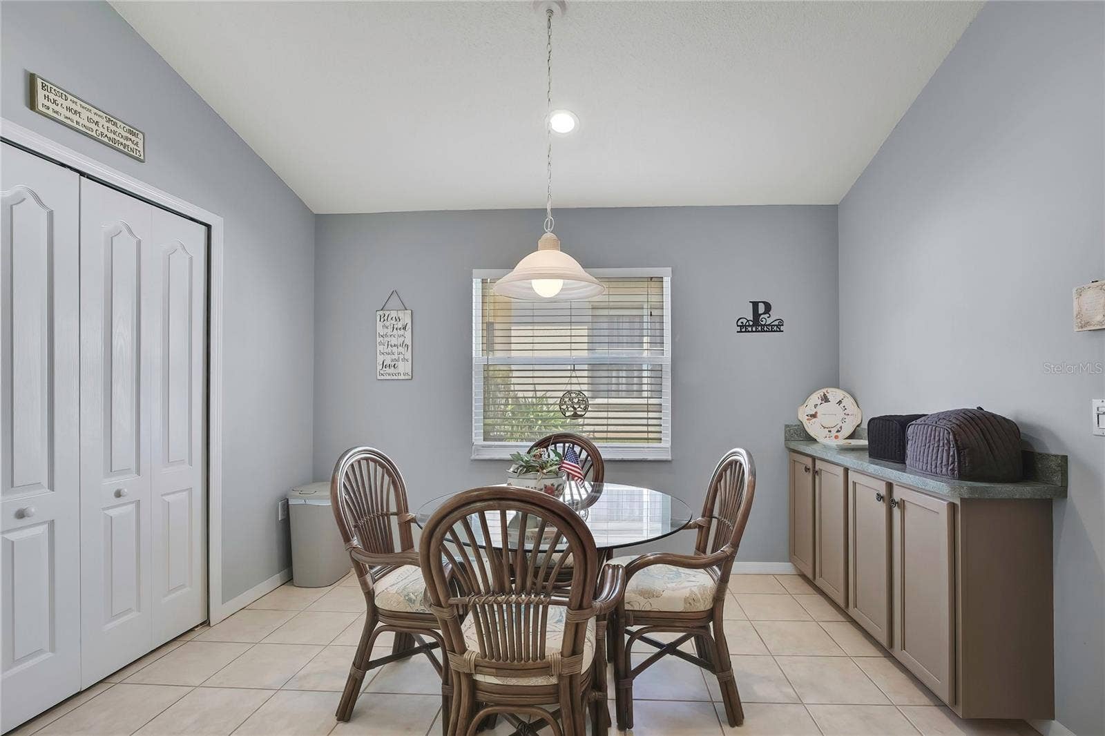 284 QUANE AVENUE, Spring Hill, FL 34609 284 QUANE AVENUE, Spring Hill, FL 34609