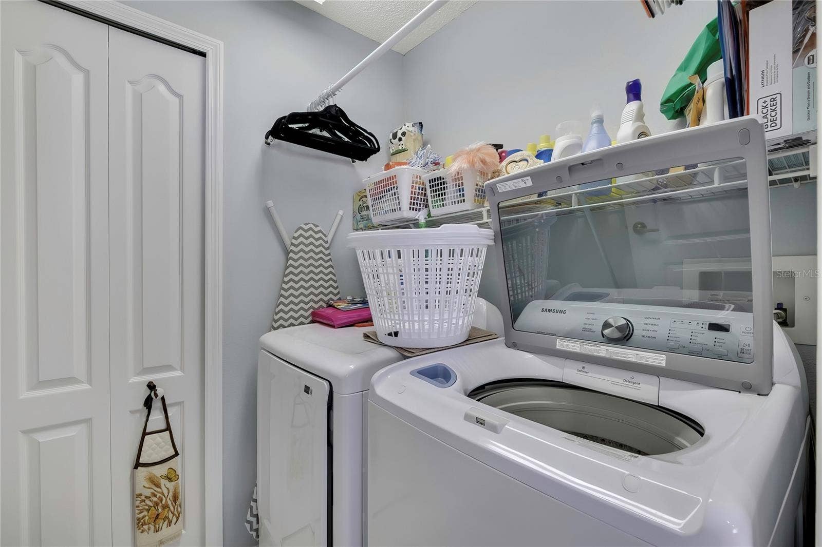 284 QUANE AVENUE, Spring Hill, FL 34609 Laundry room