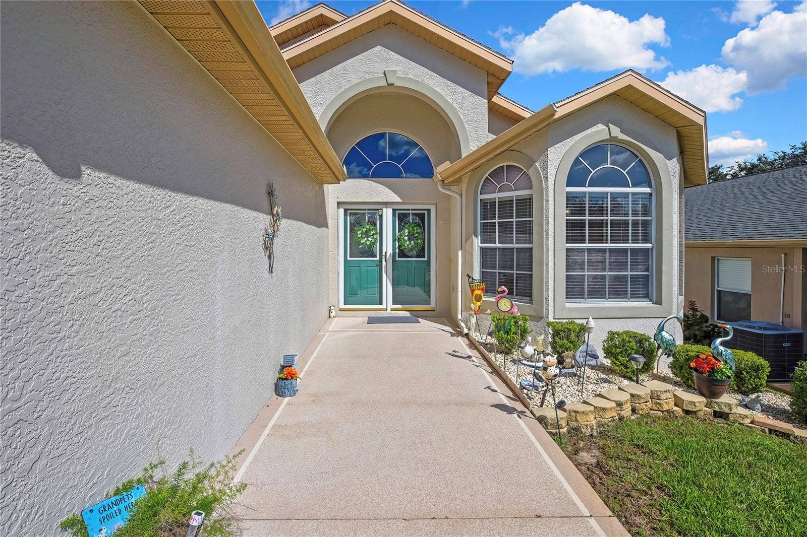 284 QUANE AVENUE, Spring Hill, FL 34609 Entry