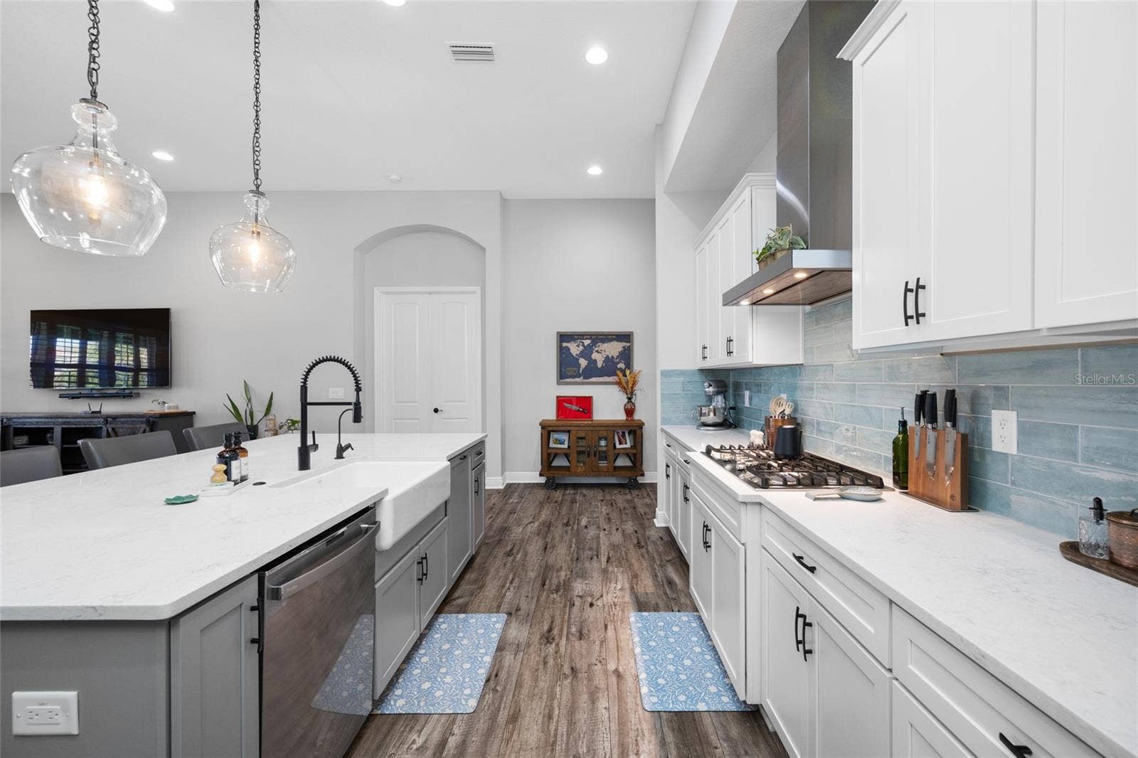 4161 GLADE WOOD LOOP, New Port Richey, FL 34655 Kitchen with Quartz Counters and 9 foot Island