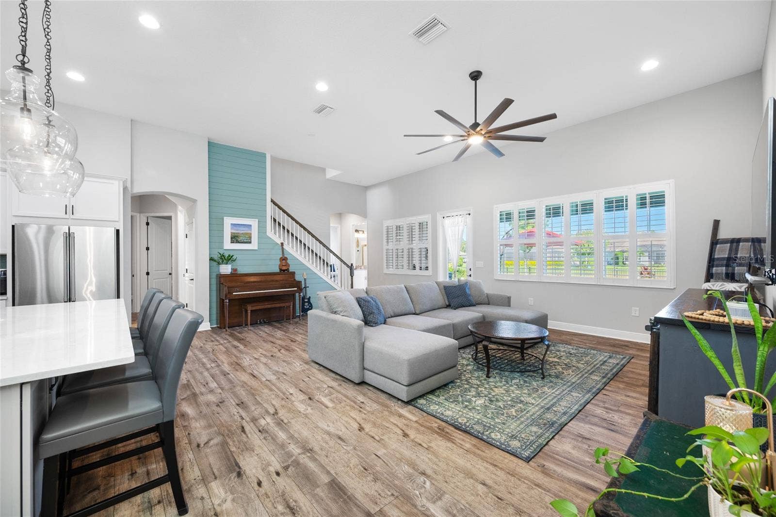 4161 GLADE WOOD LOOP, New Port Richey, FL 34655 Great room