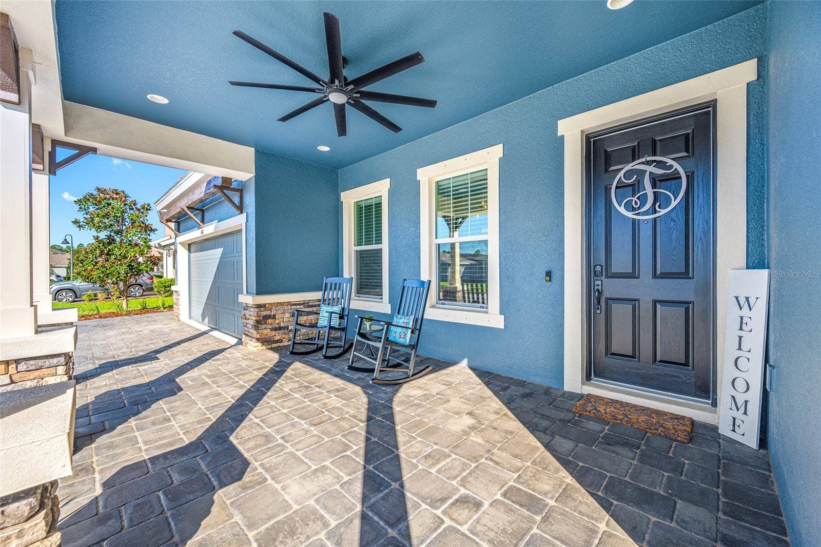 4161 GLADE WOOD LOOP, New Port Richey, FL 34655 Front porch