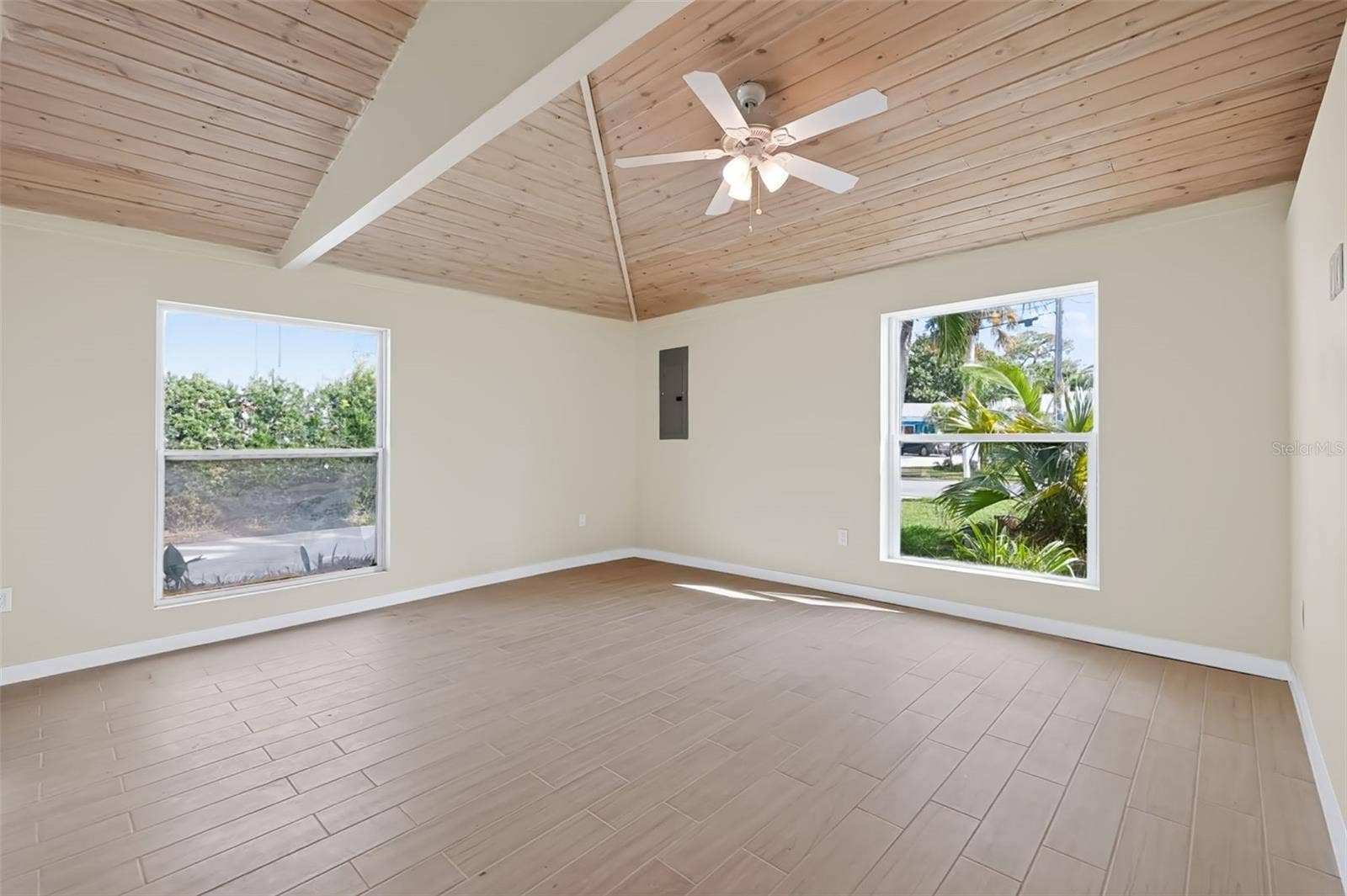 2123 BAYOU DRIVE, Holiday, FL 34691 2123 BAYOU DRIVE, Holiday, FL 34691