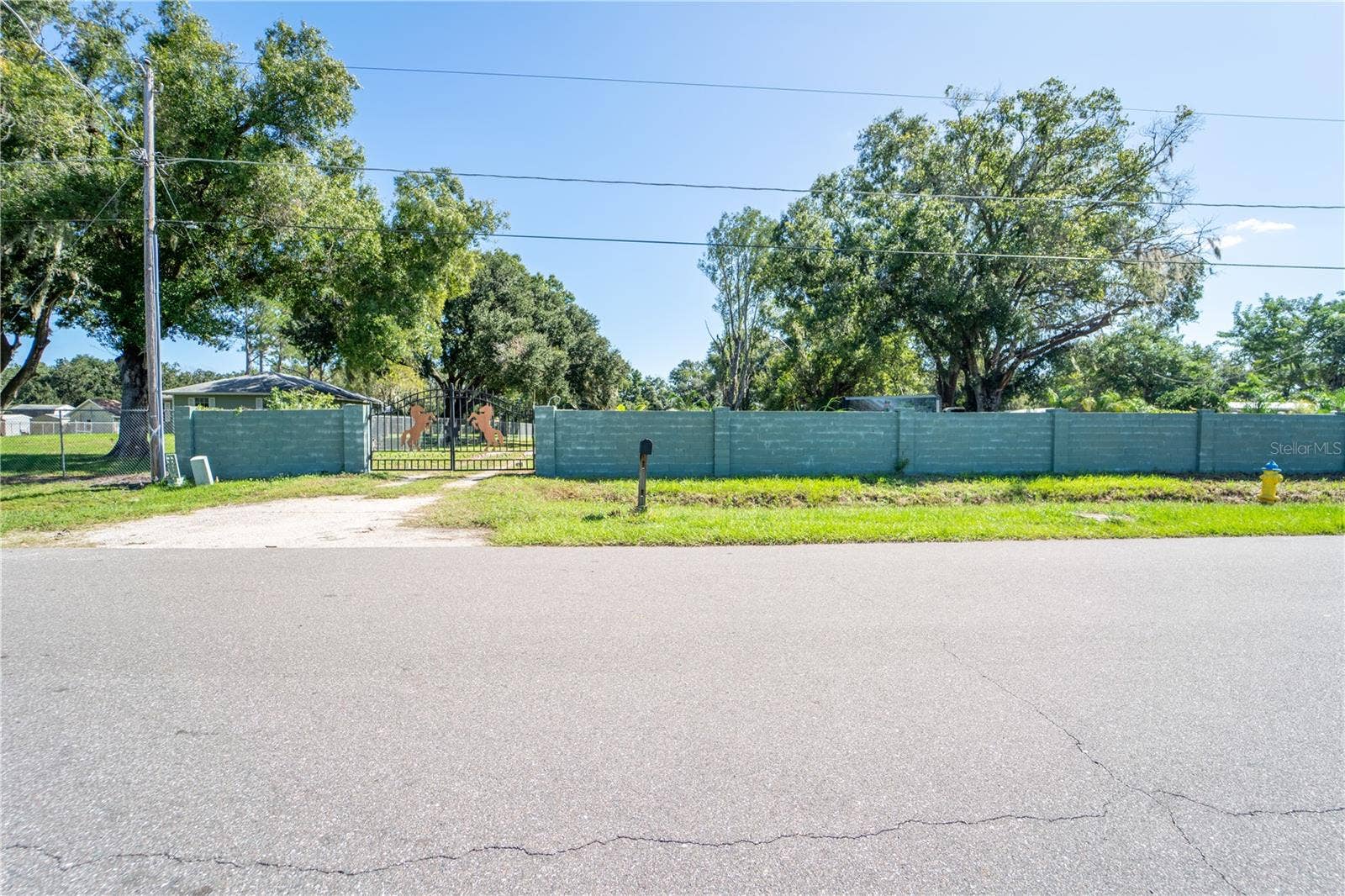 12702 LOVERS LANE, Riverview, FL 33579 12702 LOVERS LANE, Riverview, FL 33579