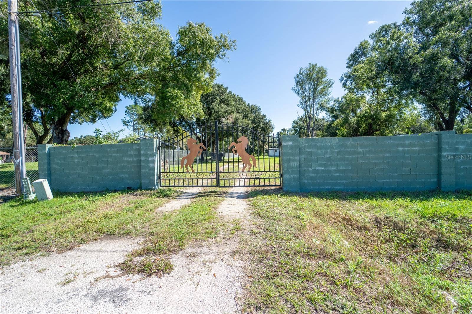 12702 LOVERS LANE, Riverview, FL 33579 12702 LOVERS LANE, Riverview, FL 33579