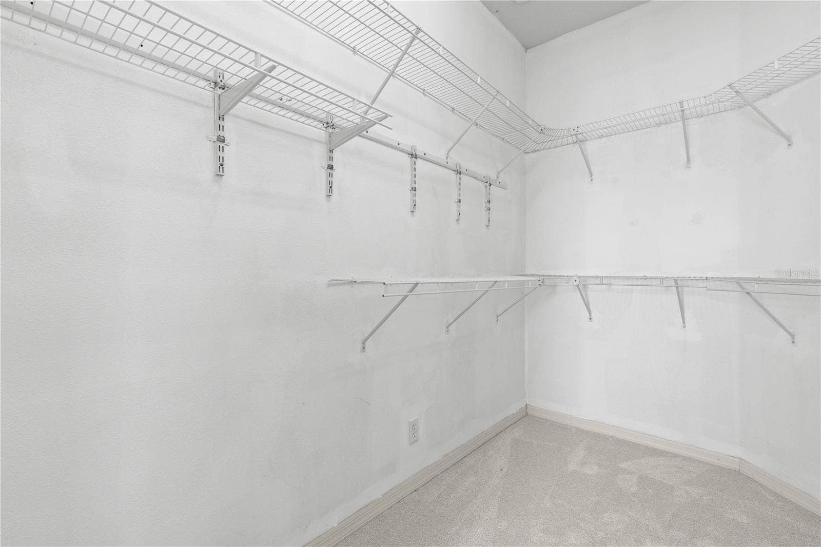 4152 GRANDCHAMP CIRCLE, Palm Harbor, FL 34685 4152 GRANDCHAMP CIRCLE, Palm Harbor, FL 34685