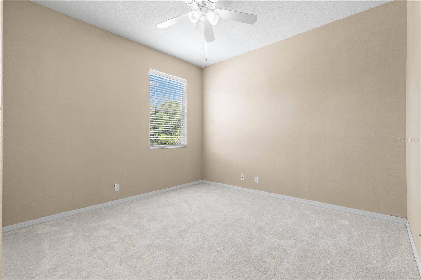 4152 GRANDCHAMP CIRCLE, Palm Harbor, FL 34685 4152 GRANDCHAMP CIRCLE, Palm Harbor, FL 34685