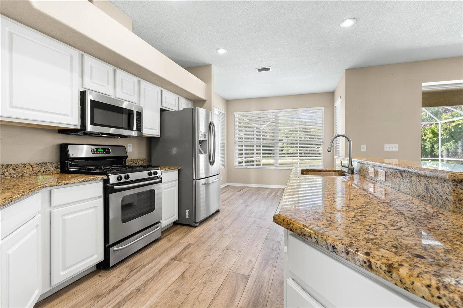 4152 GRANDCHAMP CIRCLE, Palm Harbor, FL 34685 4152 GRANDCHAMP CIRCLE, Palm Harbor, FL 34685