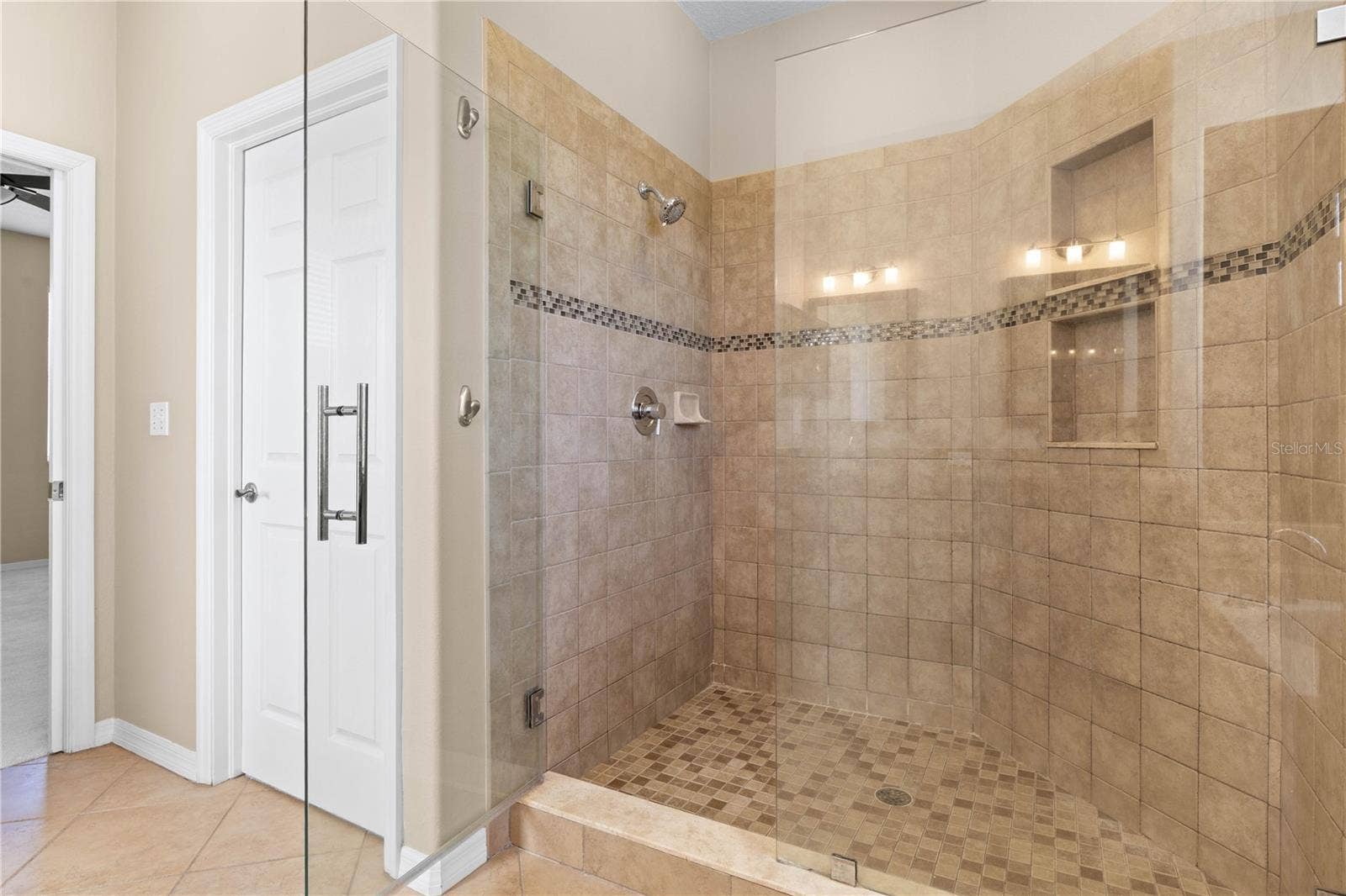 4152 GRANDCHAMP CIRCLE, Palm Harbor, FL 34685 4152 GRANDCHAMP CIRCLE, Palm Harbor, FL 34685