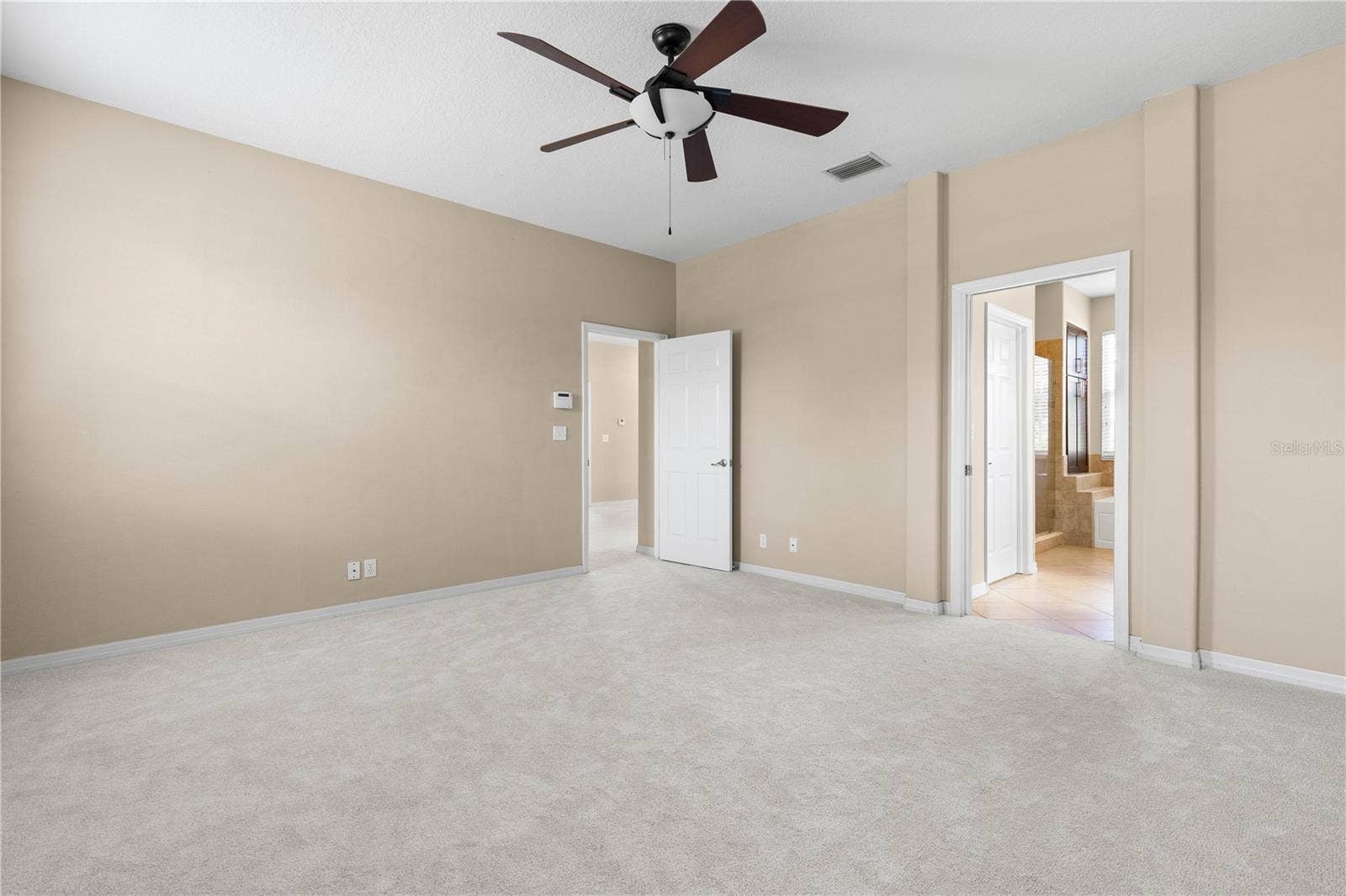 4152 GRANDCHAMP CIRCLE, Palm Harbor, FL 34685 4152 GRANDCHAMP CIRCLE, Palm Harbor, FL 34685