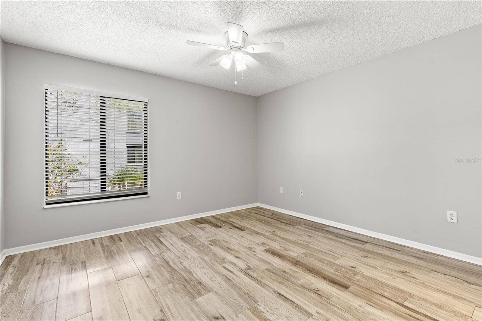 1281 PINE RIDGE CIRCLE E, #A2, Tarpon Springs, FL 34688 1281 PINE RIDGE CIRCLE E, #A2, Tarpon Springs, FL 34688
