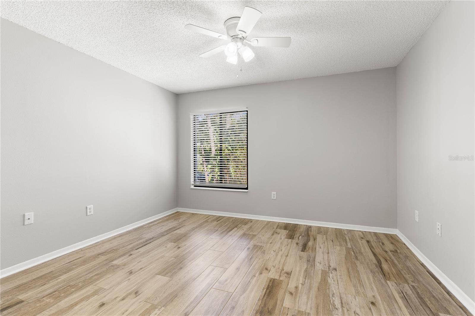 1281 PINE RIDGE CIRCLE E, #A2, Tarpon Springs, FL 34688 1281 PINE RIDGE CIRCLE E, #A2, Tarpon Springs, FL 34688