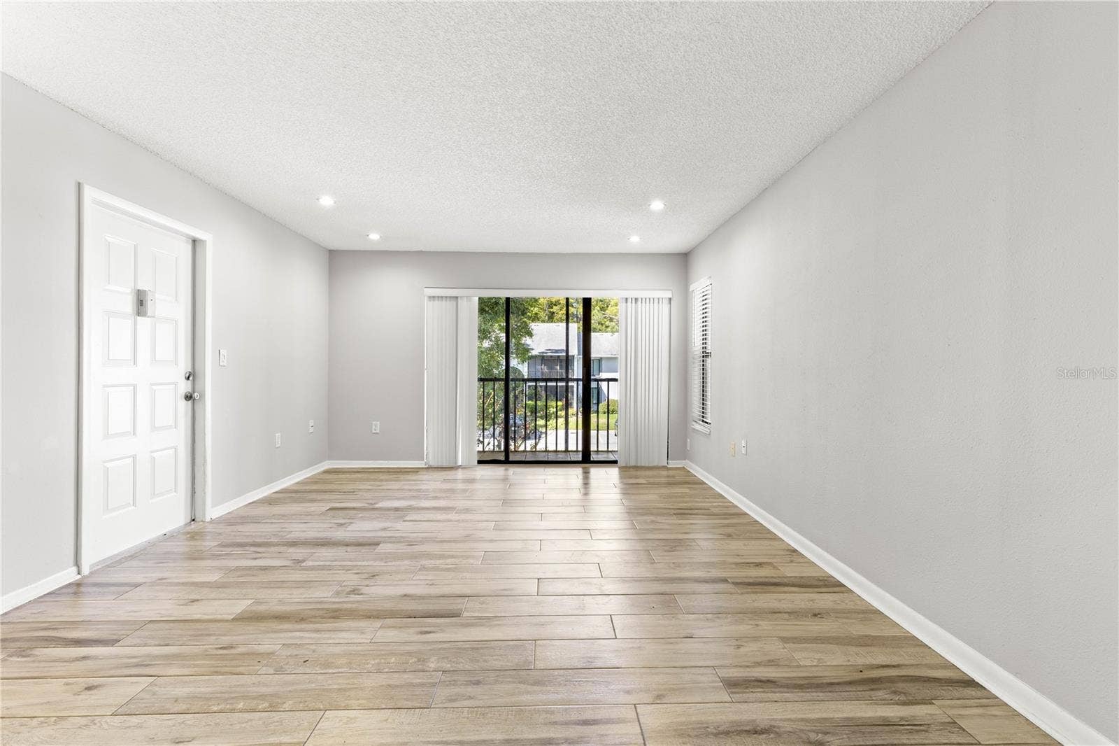 1281 PINE RIDGE CIRCLE E, #A2, Tarpon Springs, FL 34688 1281 PINE RIDGE CIRCLE E, #A2, Tarpon Springs, FL 34688