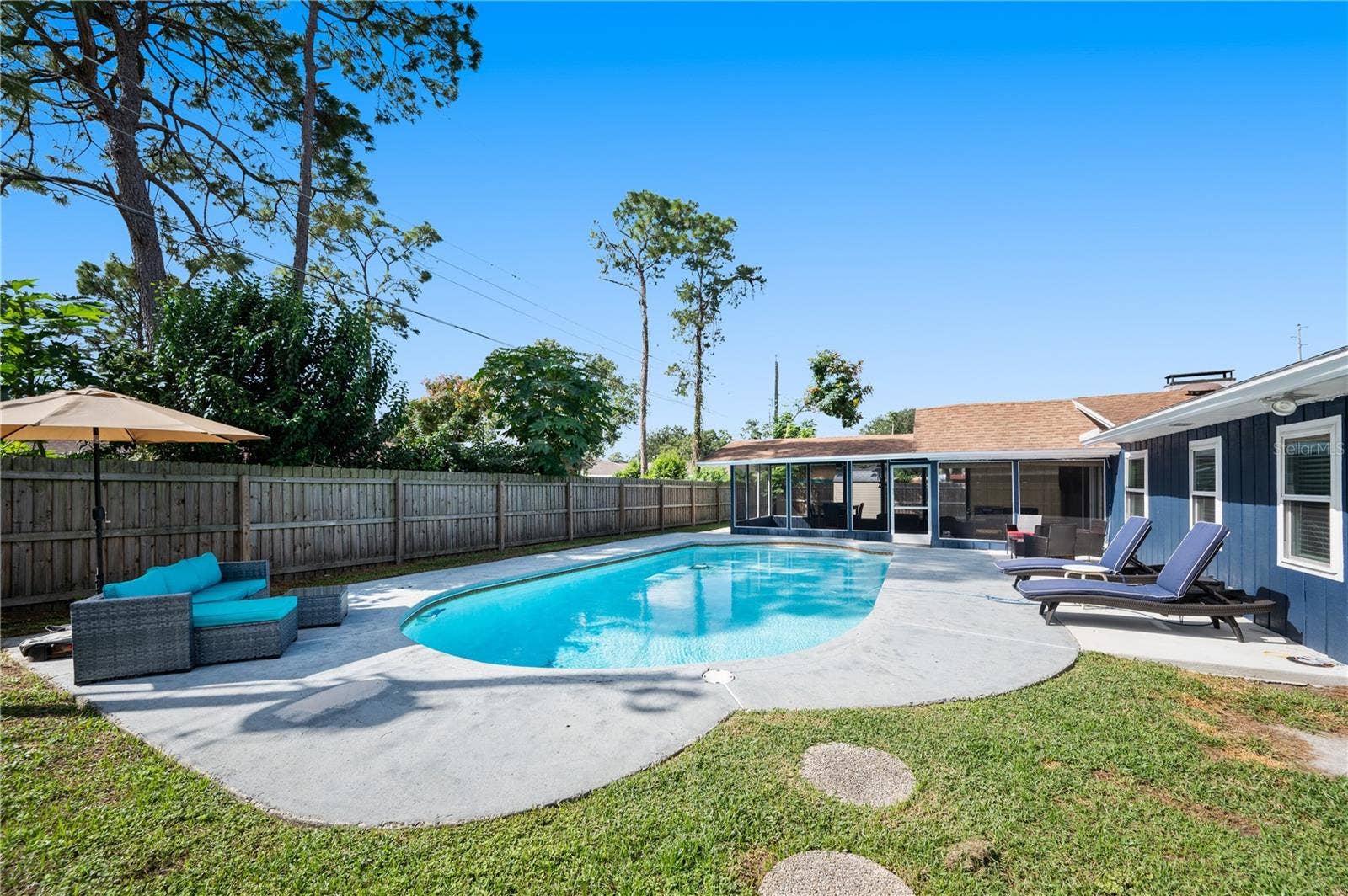1321 LAKE MIRIAM DRIVE, Lakeland, FL 33813 1321 LAKE MIRIAM DRIVE, Lakeland, FL 33813