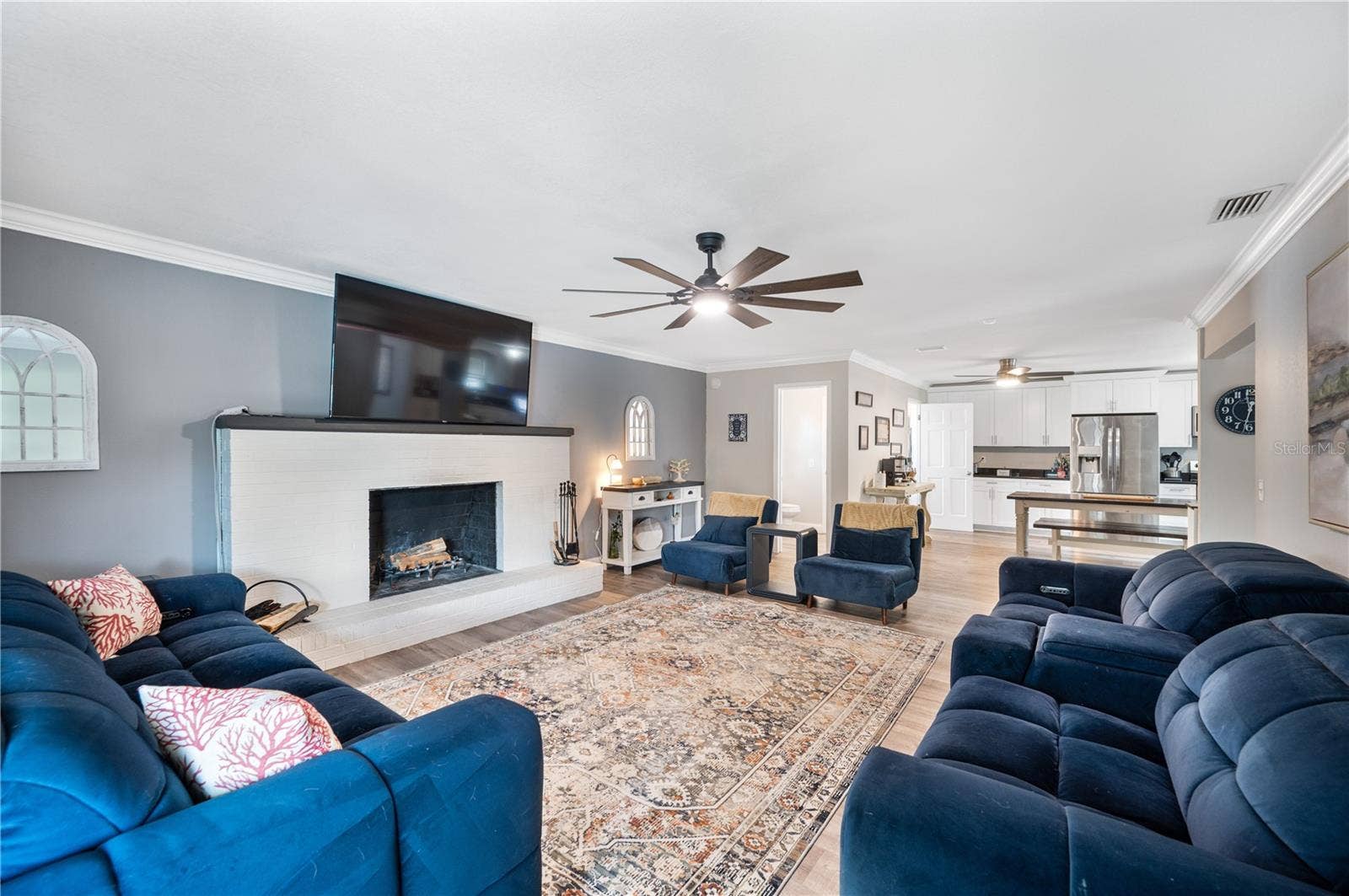 1321 LAKE MIRIAM DRIVE, Lakeland, FL 33813 1321 LAKE MIRIAM DRIVE, Lakeland, FL 33813