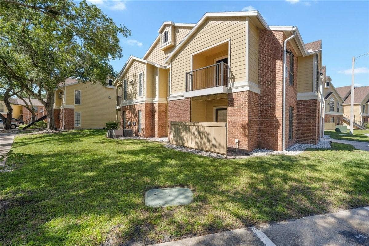 8625 FANCY FINCH DRIVE, #102, Tampa, FL 33614 8625 FANCY FINCH DRIVE, #102, Tampa, FL 33614