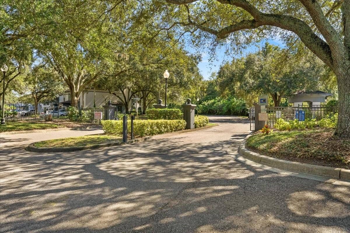 8519 ISLAND BREEZE LANE, #101, Temple Terrace, FL 33637 8519 ISLAND BREEZE LANE, #101, Temple Terrace, FL 33637