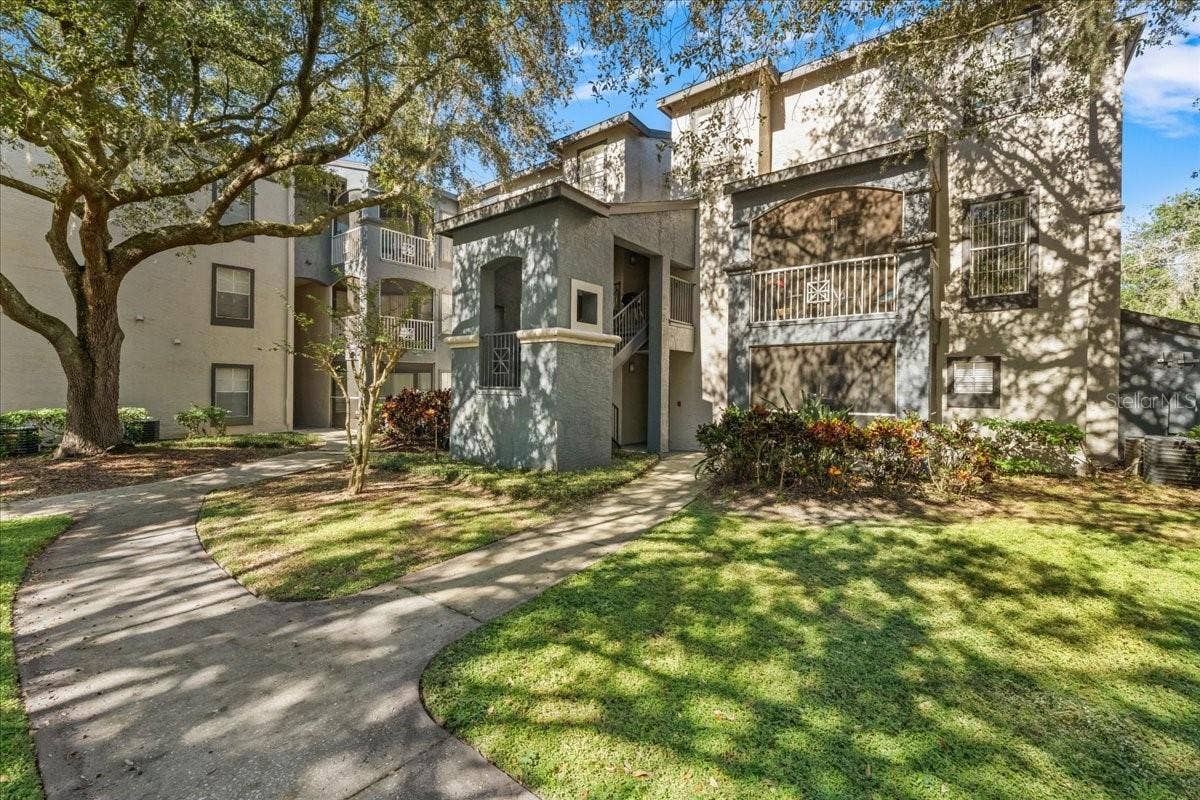 8519 ISLAND BREEZE LANE, #101, Temple Terrace, FL 33637 8519 ISLAND BREEZE LANE, #101, Temple Terrace, FL 33637