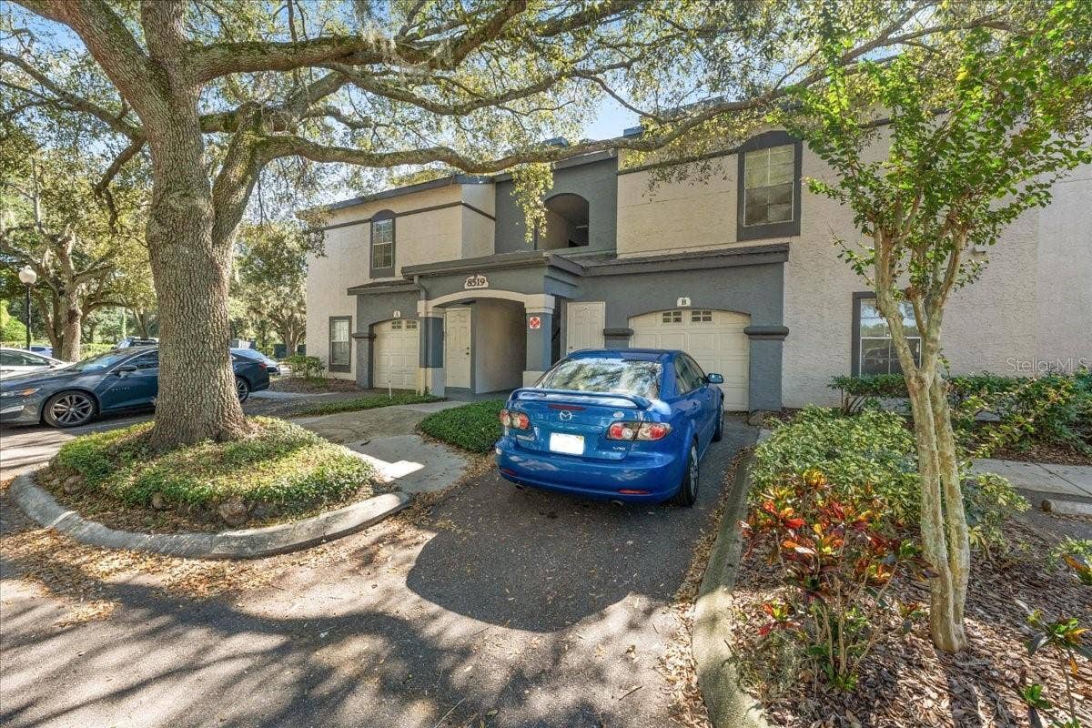 8519 ISLAND BREEZE LANE, #101, Temple Terrace, FL 33637 8519 ISLAND BREEZE LANE, #101, Temple Terrace, FL 33637