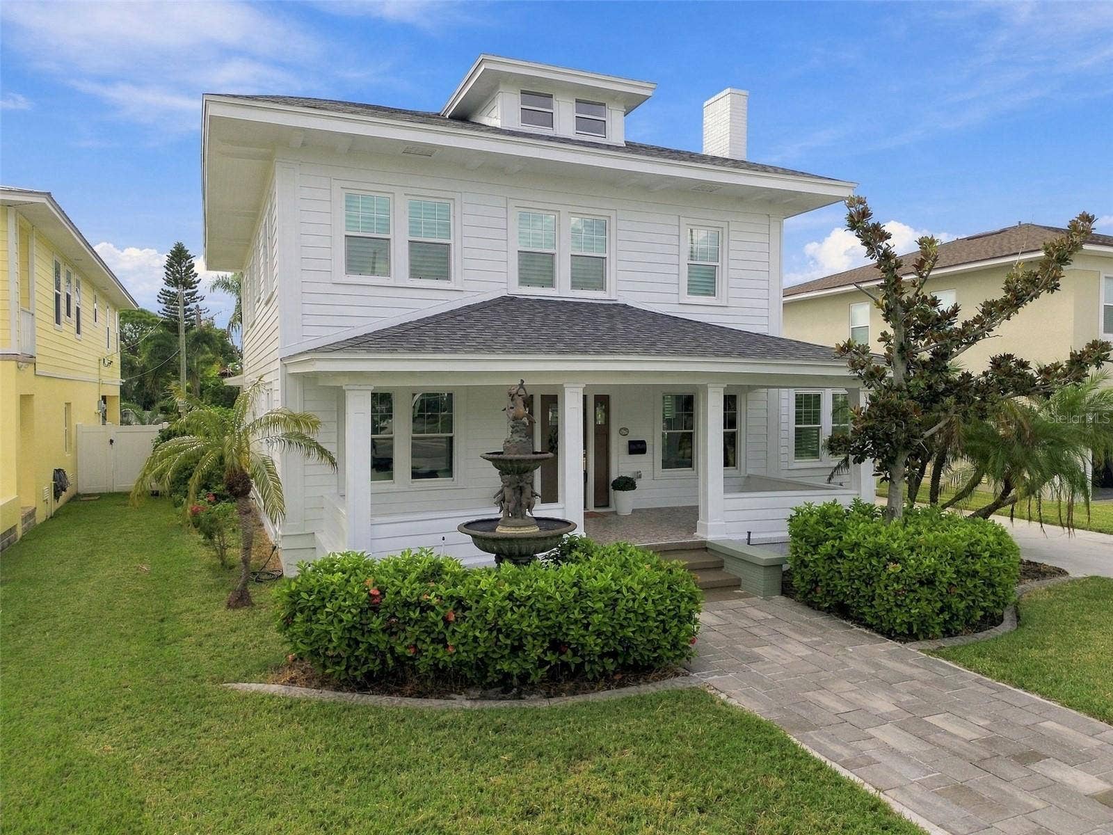 5426 VENETIAN BOULEVARD NE, St Petersburg, FL 33703 5426 VENETIAN BOULEVARD NE, St Petersburg, FL 33703