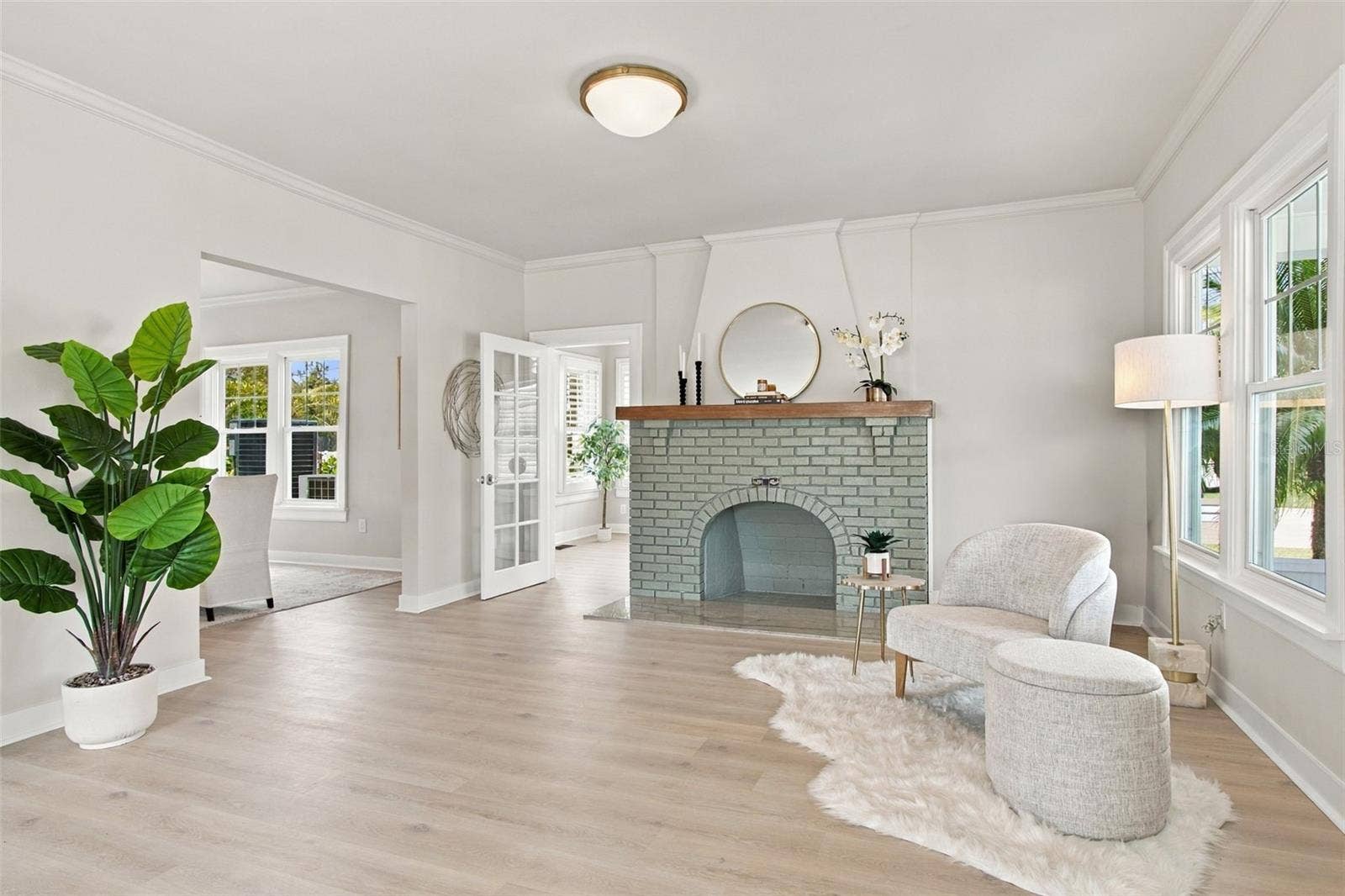5426 VENETIAN BOULEVARD NE, St Petersburg, FL 33703 5426 VENETIAN BOULEVARD NE, St Petersburg, FL 33703