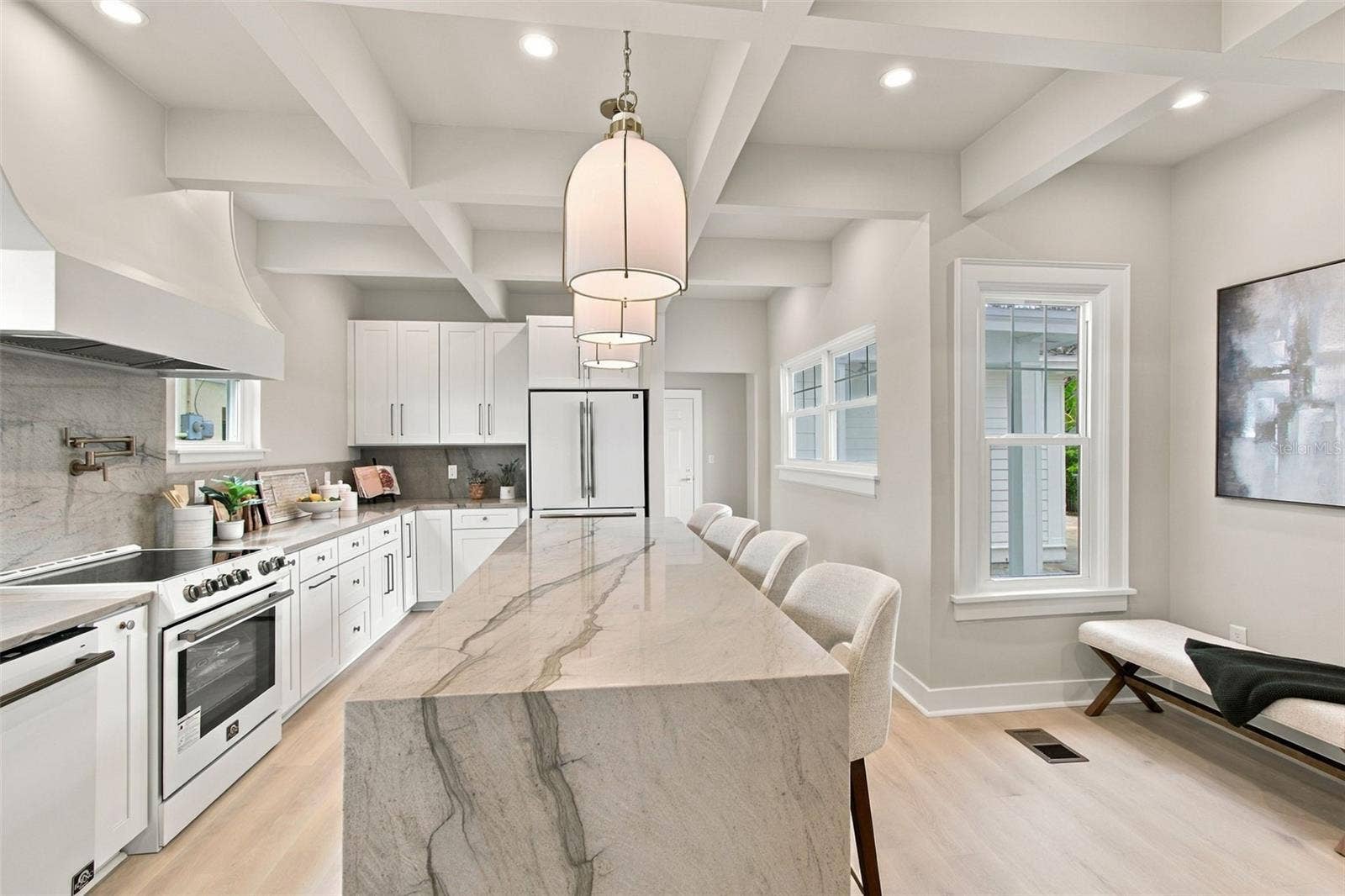 5426 VENETIAN BOULEVARD NE, St Petersburg, FL 33703 5426 VENETIAN BOULEVARD NE, St Petersburg, FL 33703