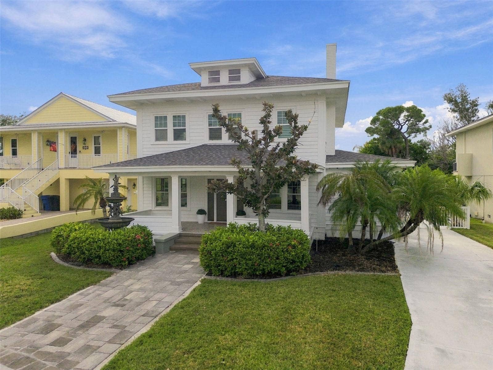 5426 VENETIAN BOULEVARD NE, St Petersburg, FL 33703 5426 VENETIAN BOULEVARD NE, St Petersburg, FL 33703