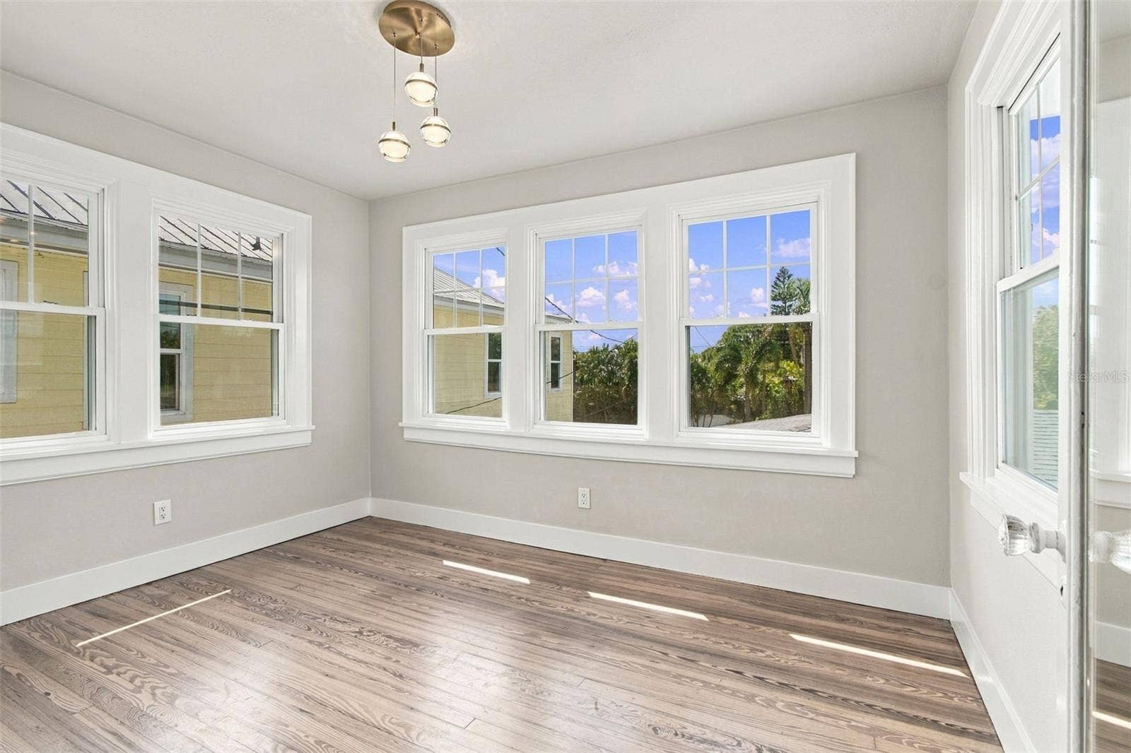 5426 VENETIAN BOULEVARD NE, St Petersburg, FL 33703 5426 VENETIAN BOULEVARD NE, St Petersburg, FL 33703