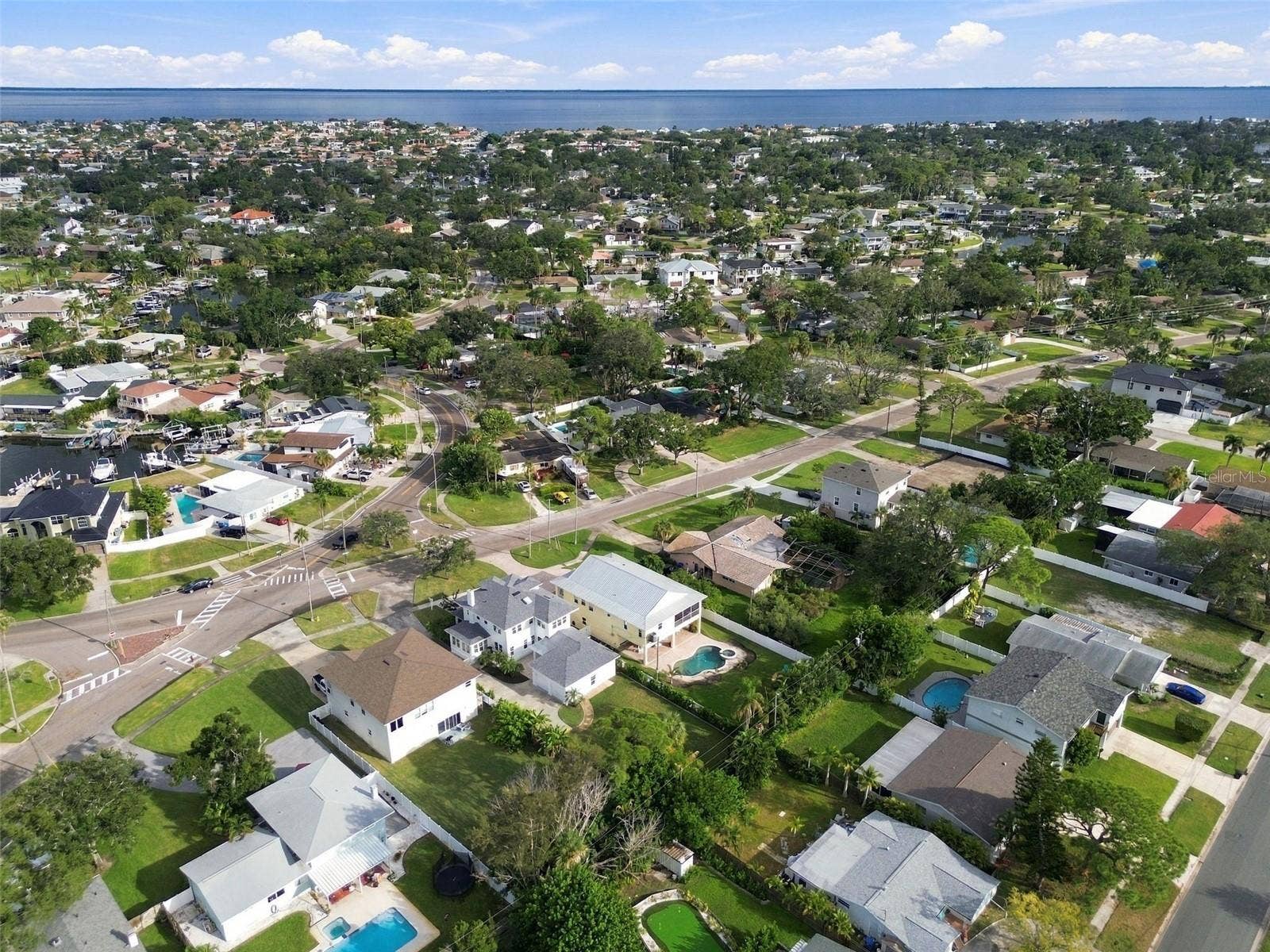 5426 VENETIAN BOULEVARD NE, St Petersburg, FL 33703 5426 VENETIAN BOULEVARD NE, St Petersburg, FL 33703