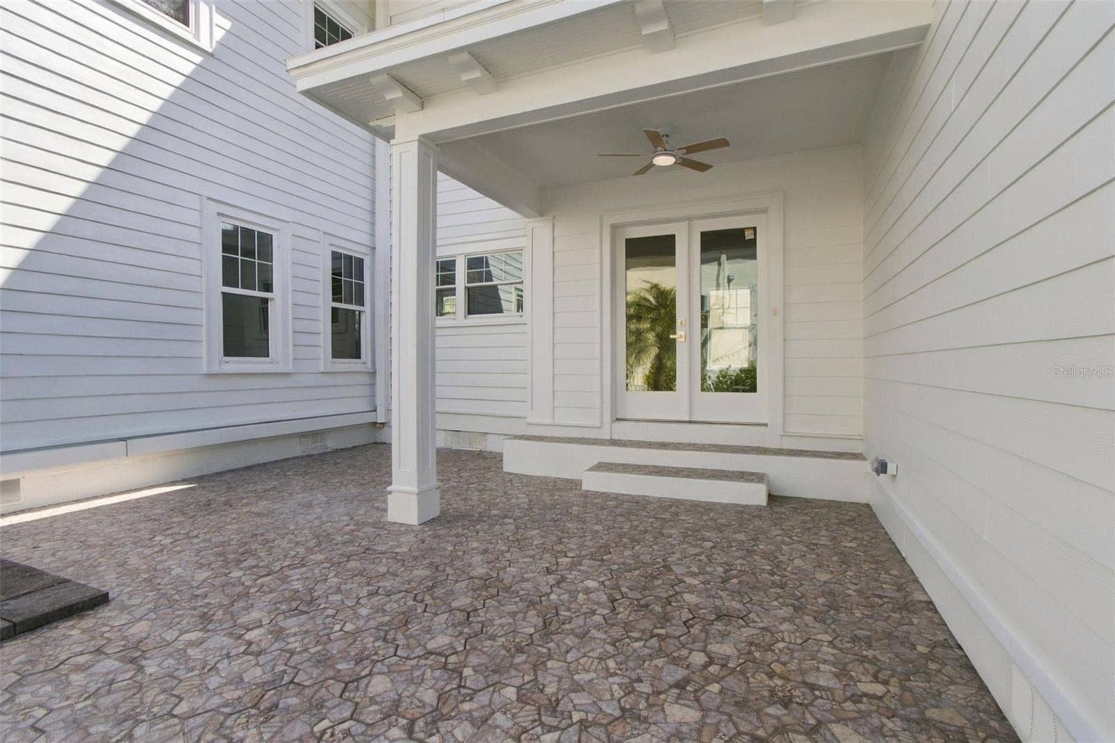 5426 VENETIAN BOULEVARD NE, St Petersburg, FL 33703 5426 VENETIAN BOULEVARD NE, St Petersburg, FL 33703