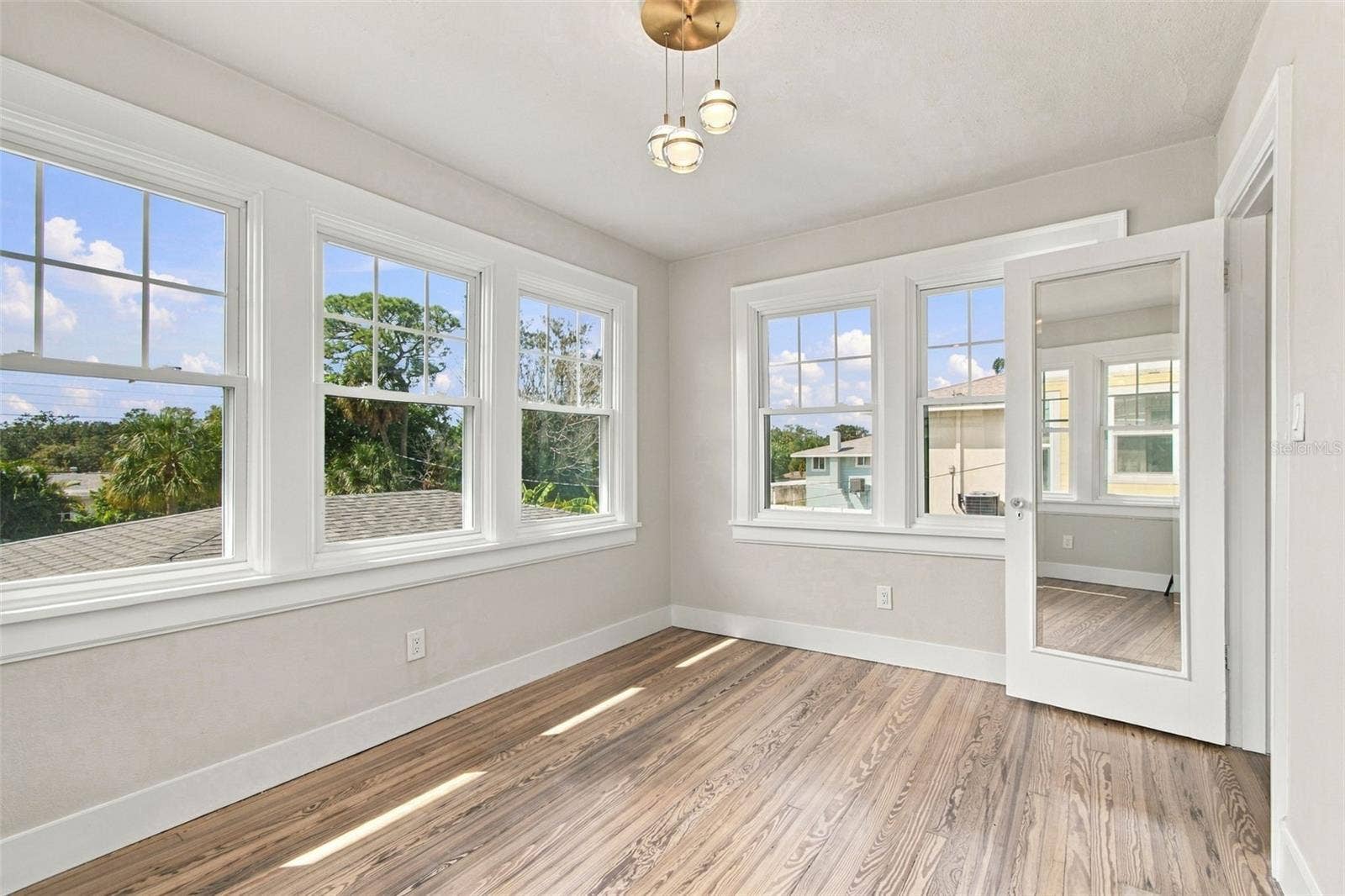 5426 VENETIAN BOULEVARD NE, St Petersburg, FL 33703 5426 VENETIAN BOULEVARD NE, St Petersburg, FL 33703