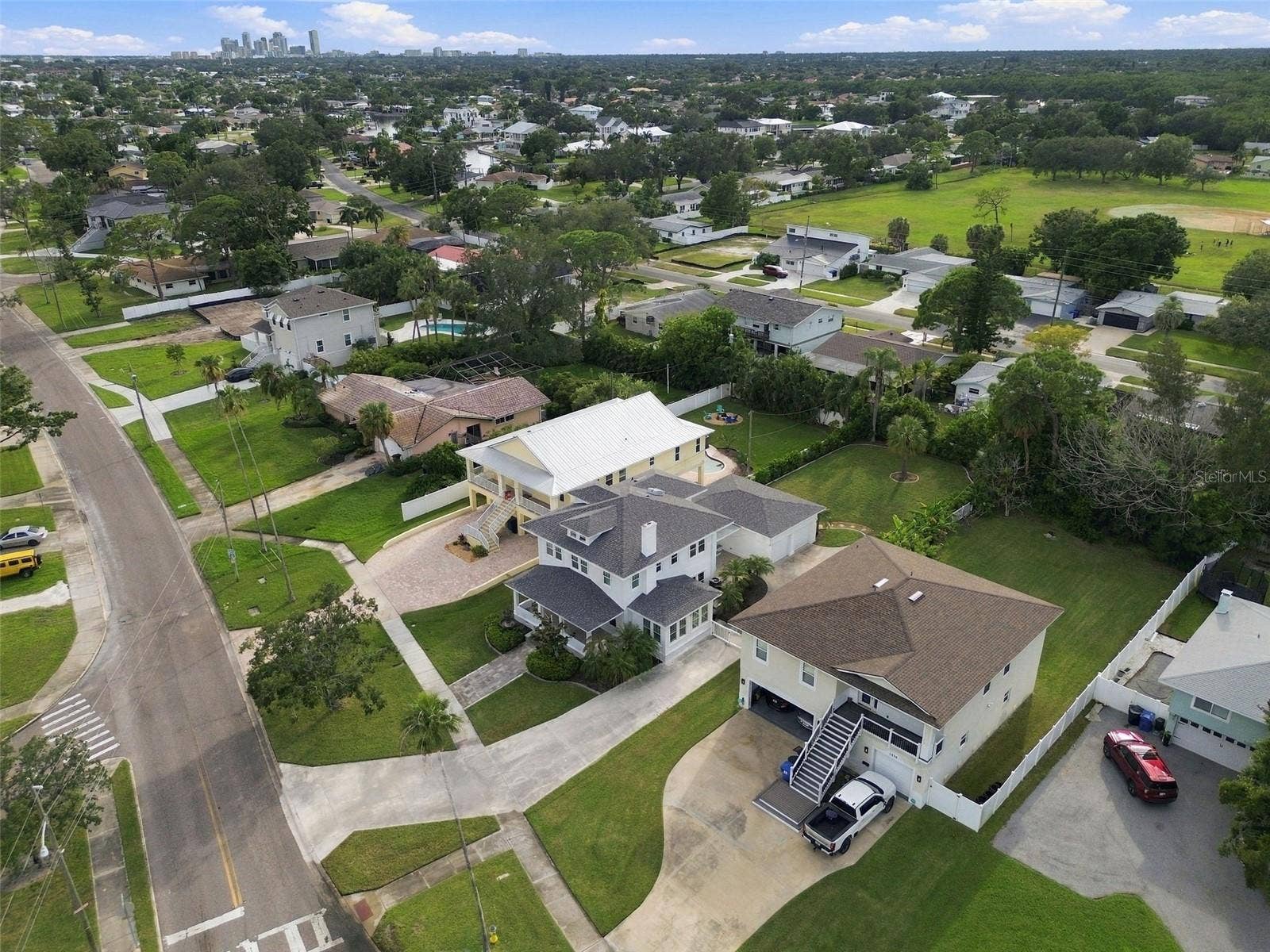 5426 VENETIAN BOULEVARD NE, St Petersburg, FL 33703 5426 VENETIAN BOULEVARD NE, St Petersburg, FL 33703