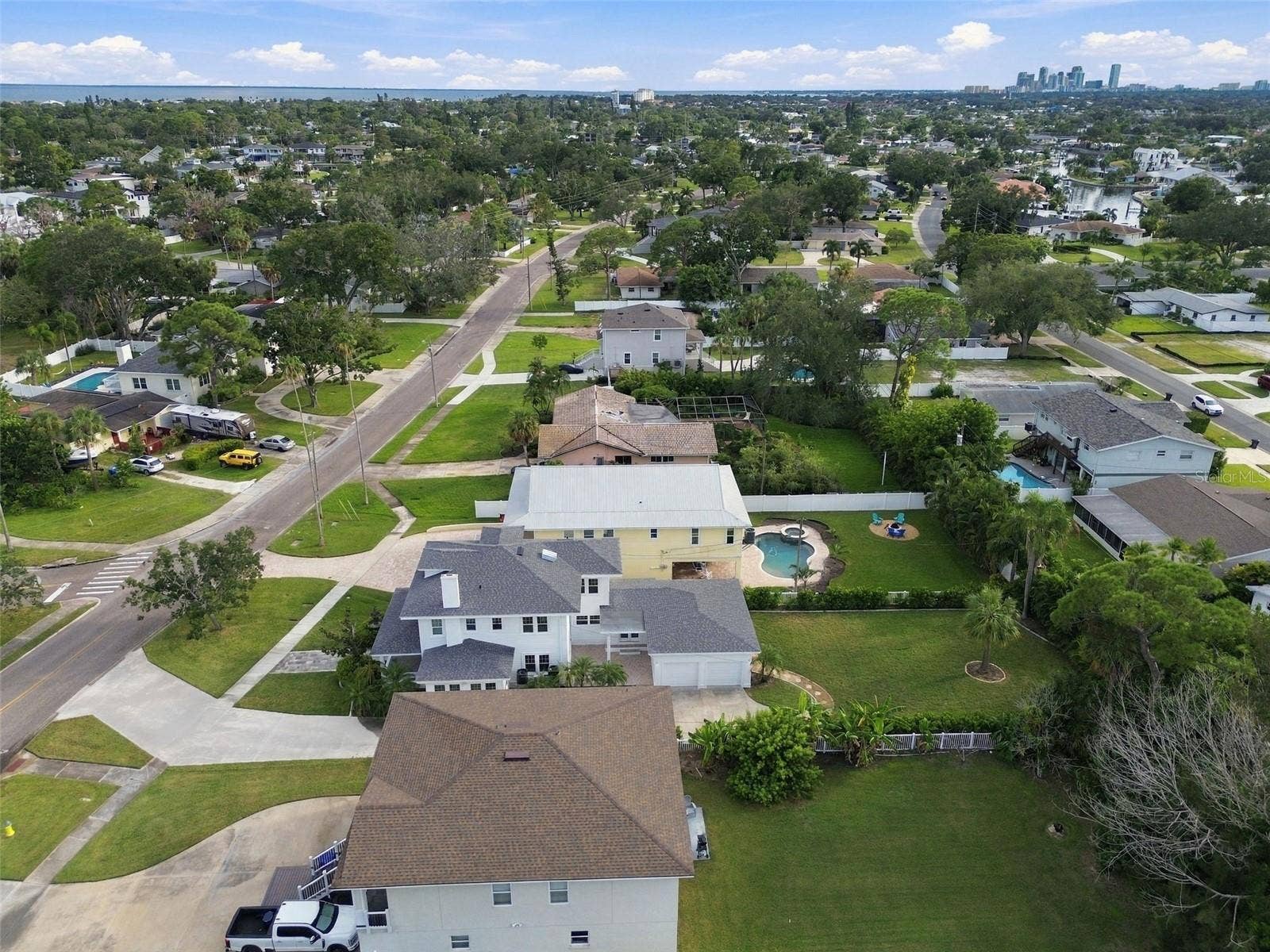 5426 VENETIAN BOULEVARD NE, St Petersburg, FL 33703 5426 VENETIAN BOULEVARD NE, St Petersburg, FL 33703