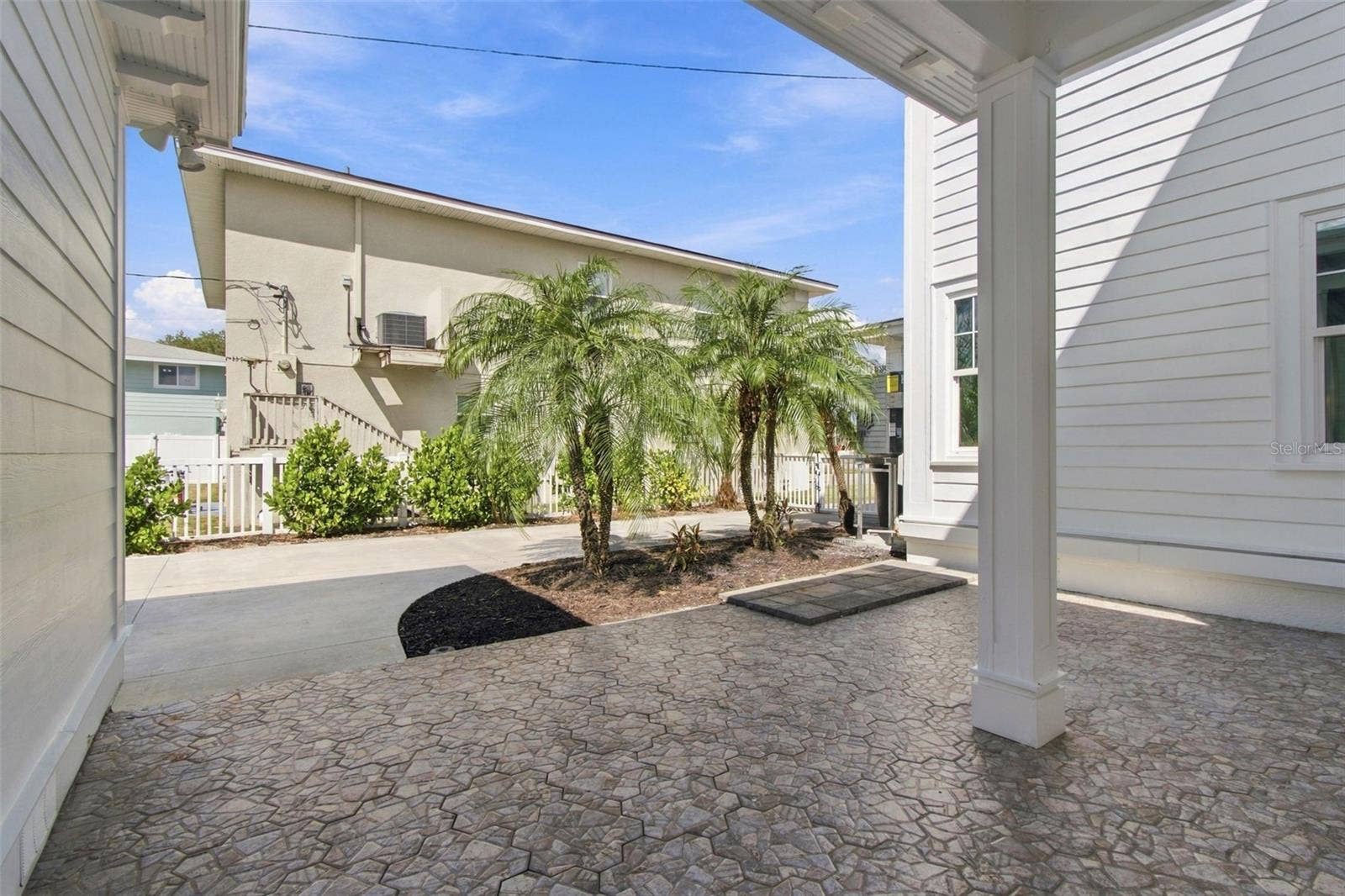 5426 VENETIAN BOULEVARD NE, St Petersburg, FL 33703 5426 VENETIAN BOULEVARD NE, St Petersburg, FL 33703