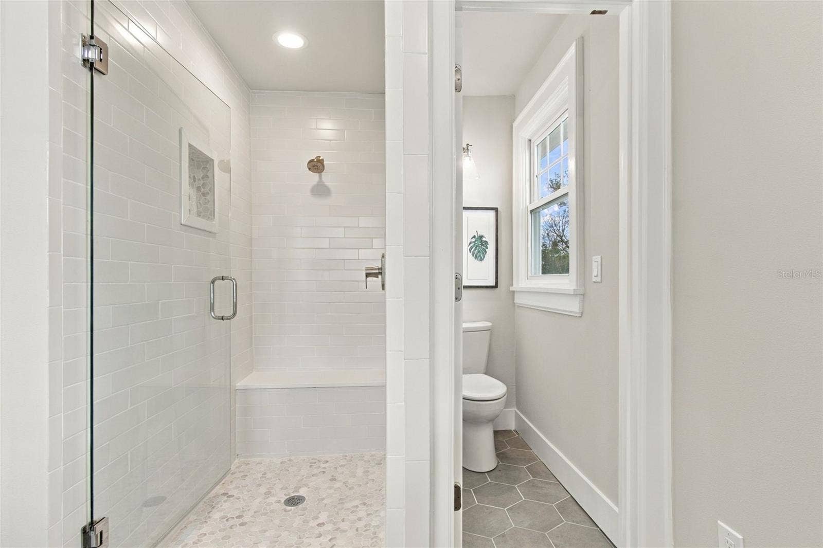 5426 VENETIAN BOULEVARD NE, St Petersburg, FL 33703 5426 VENETIAN BOULEVARD NE, St Petersburg, FL 33703