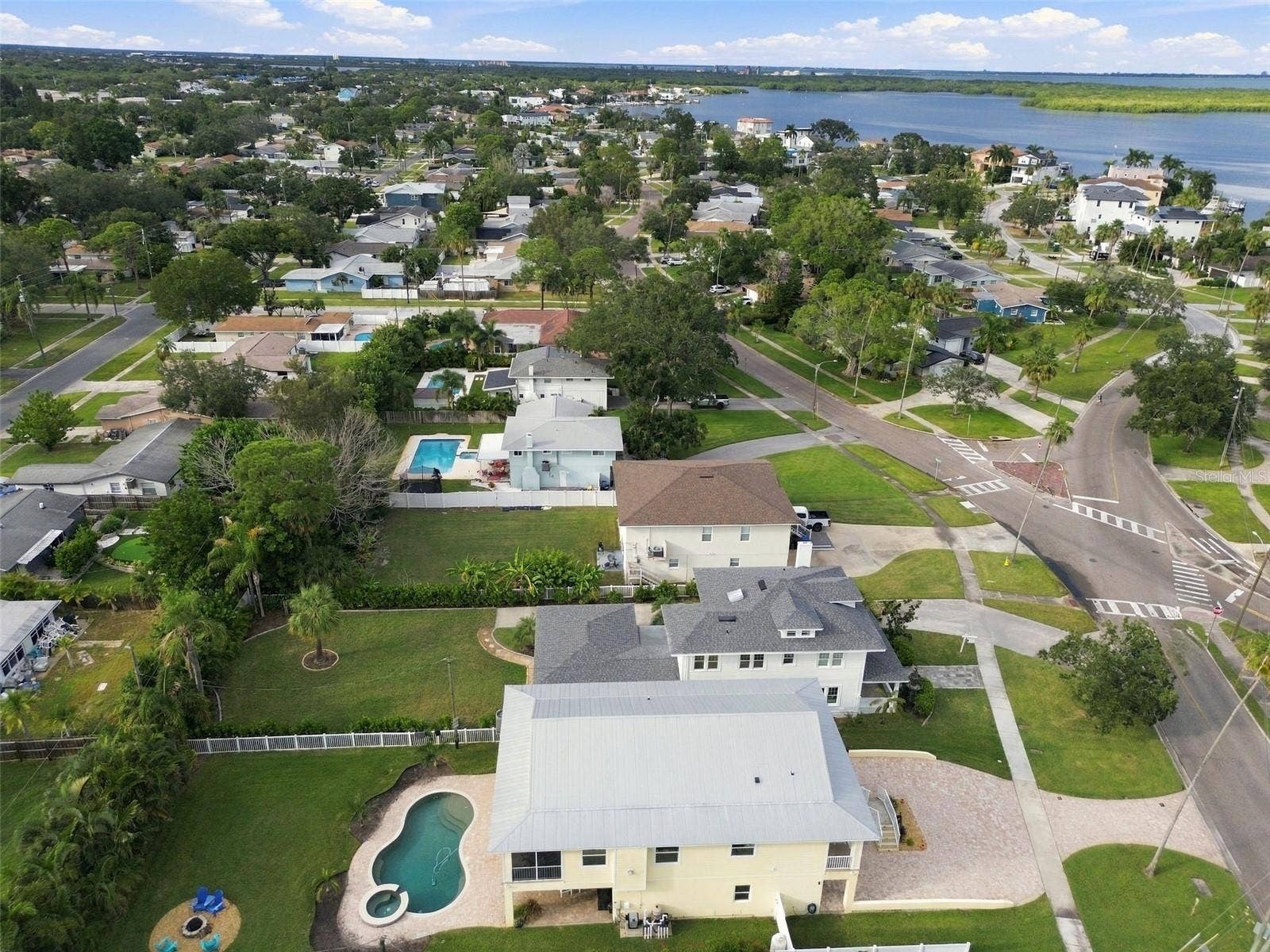 5426 VENETIAN BOULEVARD NE, St Petersburg, FL 33703 5426 VENETIAN BOULEVARD NE, St Petersburg, FL 33703