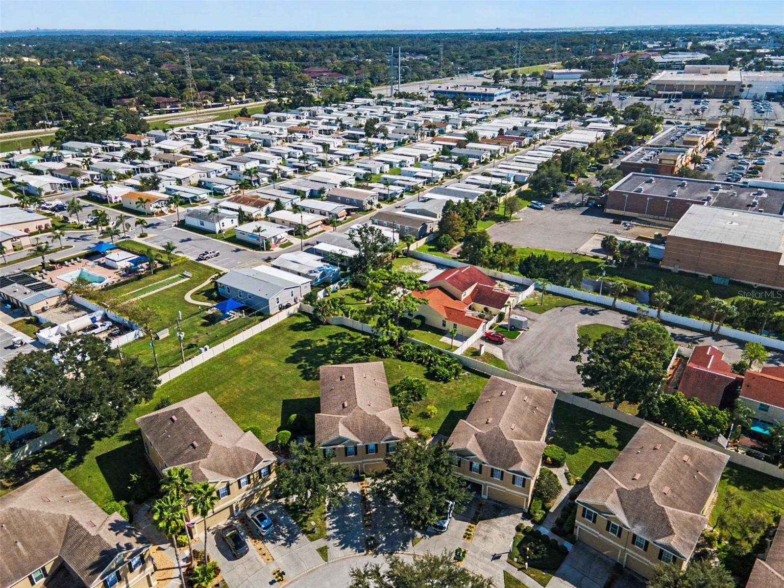 2555 NEWBERN DRIVE, Clearwater, FL 33761