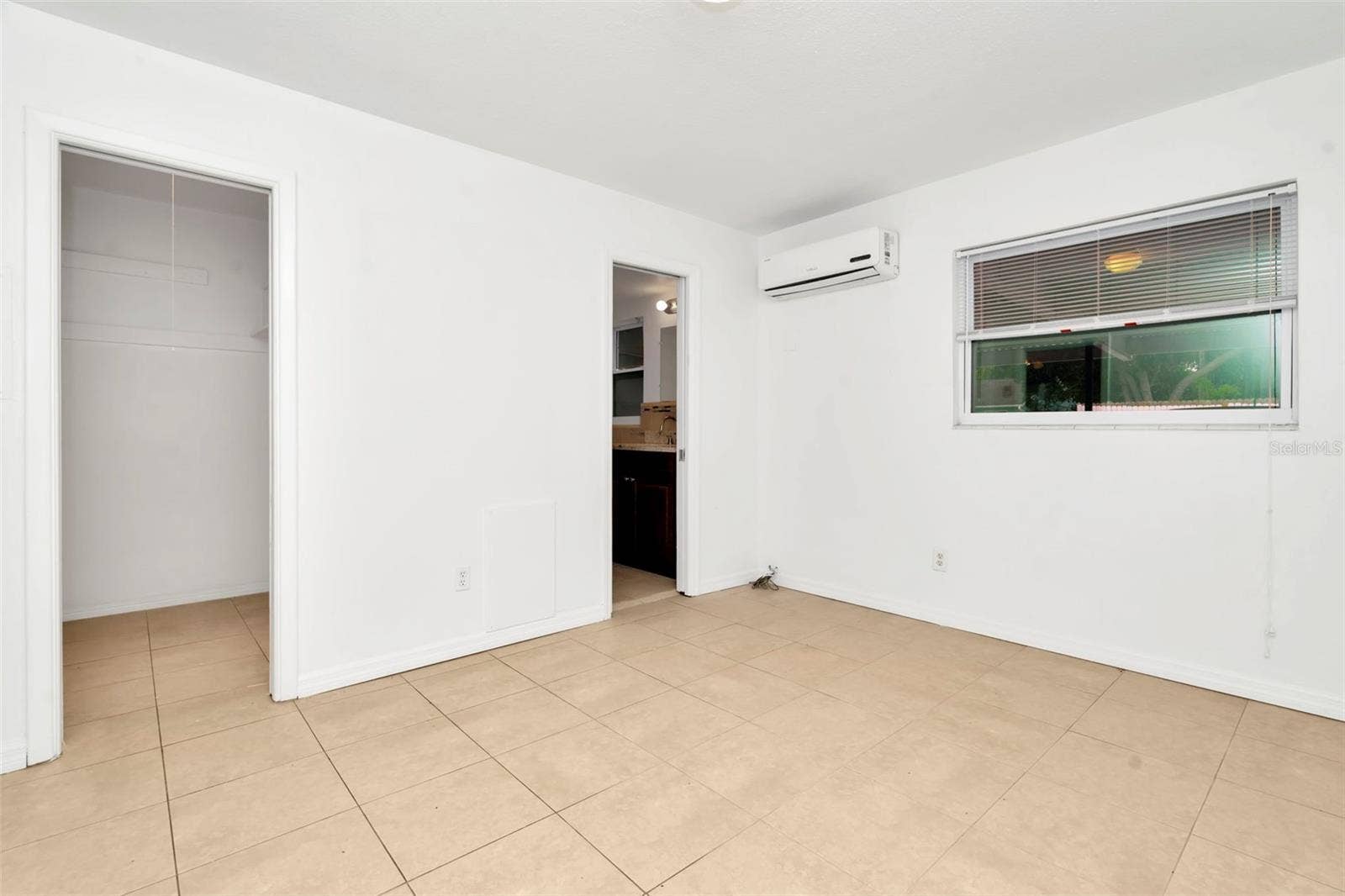 3700 HAINES ROAD N, #6, St Petersburg, FL 33704 3700 HAINES ROAD N, #6, St Petersburg, FL 33704