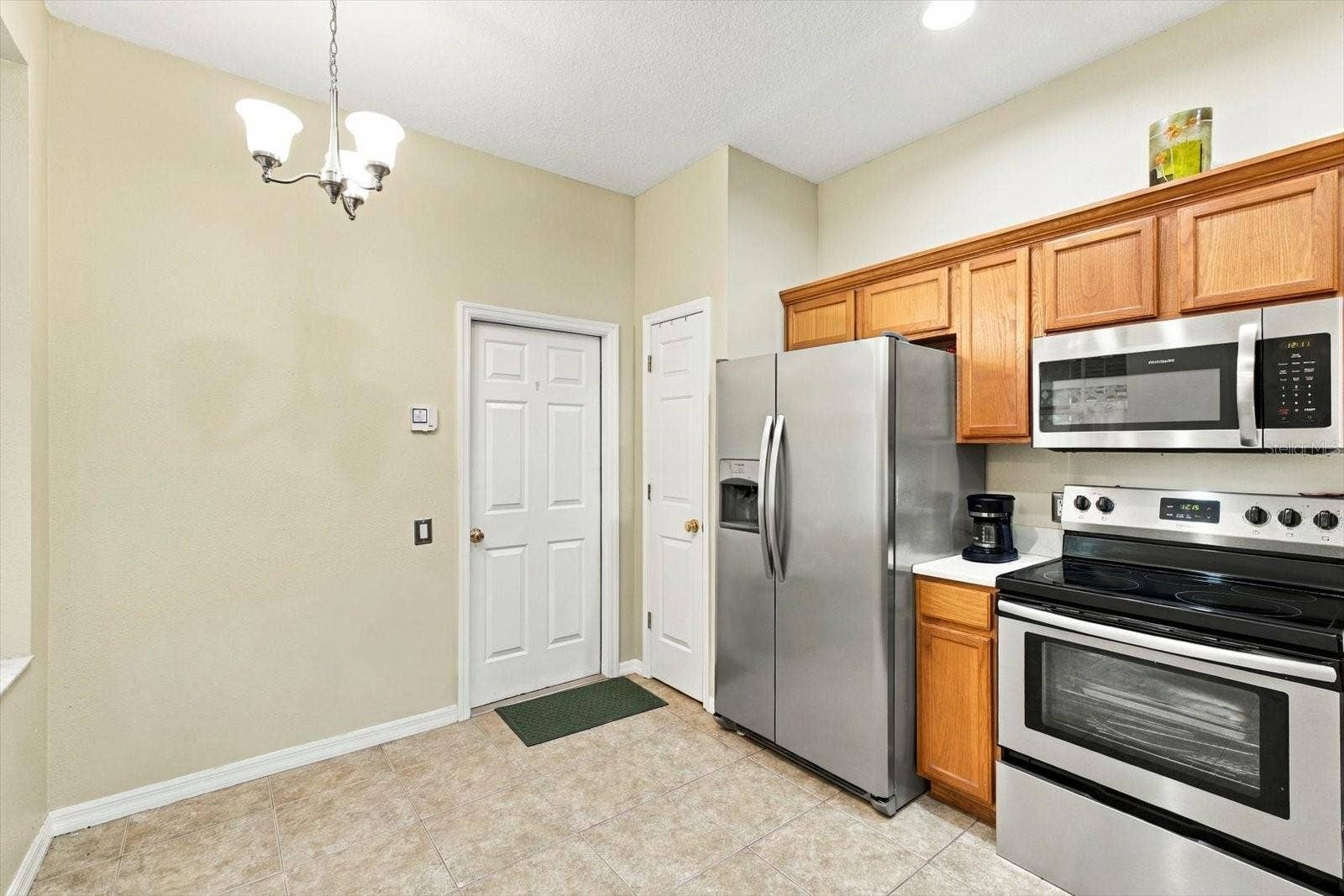 6681 80TH AVENUE N, Pinellas Park, FL 33781 6681 80TH AVENUE N, Pinellas Park, FL 33781