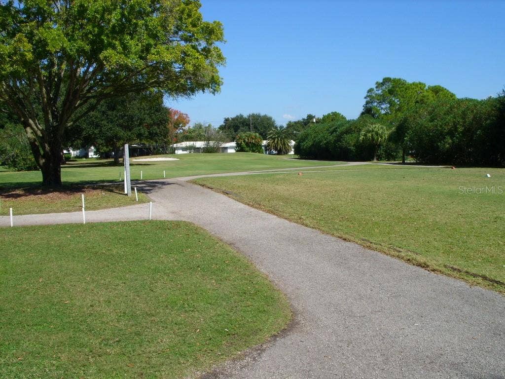 9510 45TH STREET N, Pinellas Park, FL 33782 Mainlands Public Golf Course
