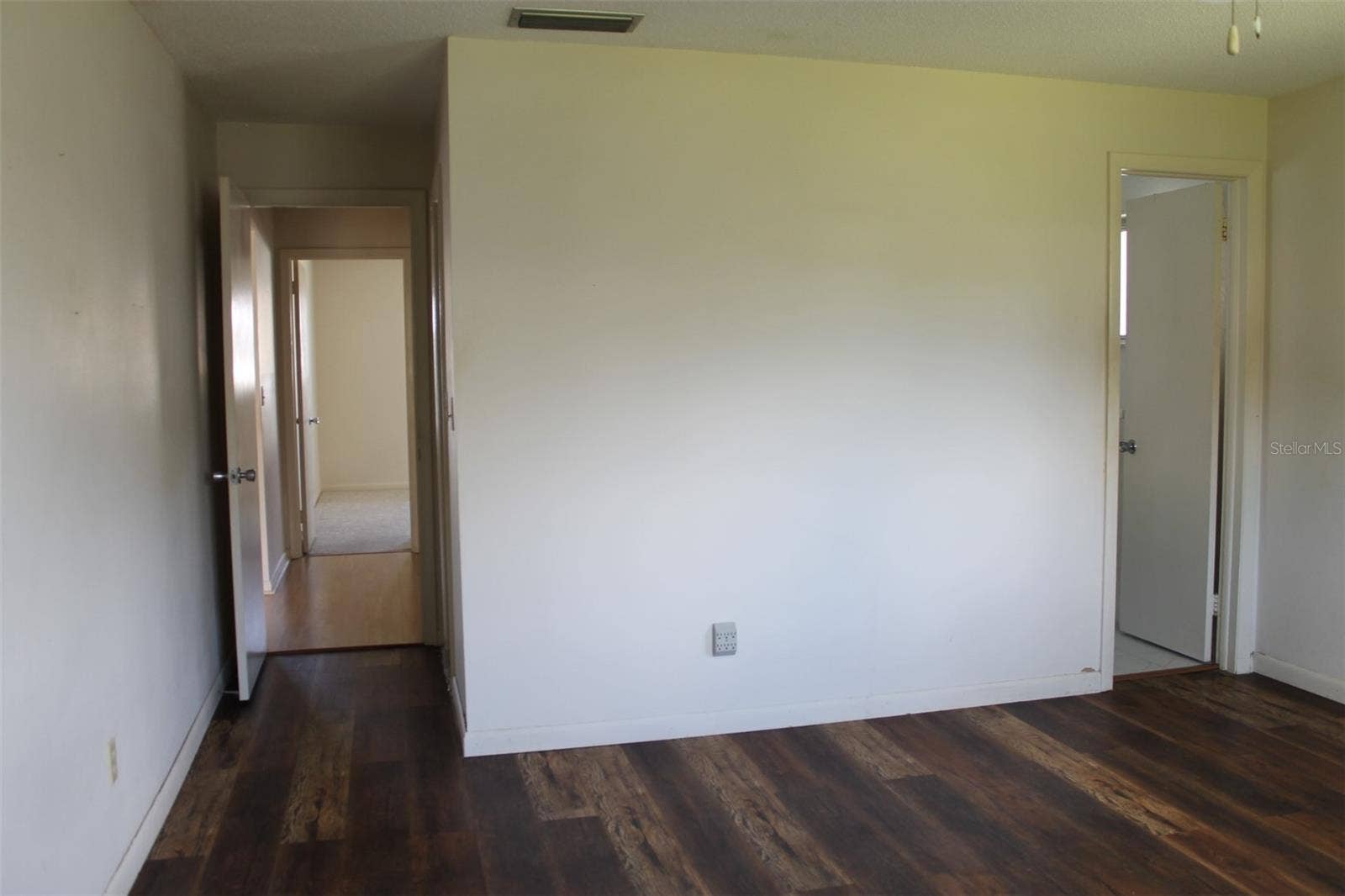 9510 45TH STREET N, Pinellas Park, FL 33782 Primary Bed